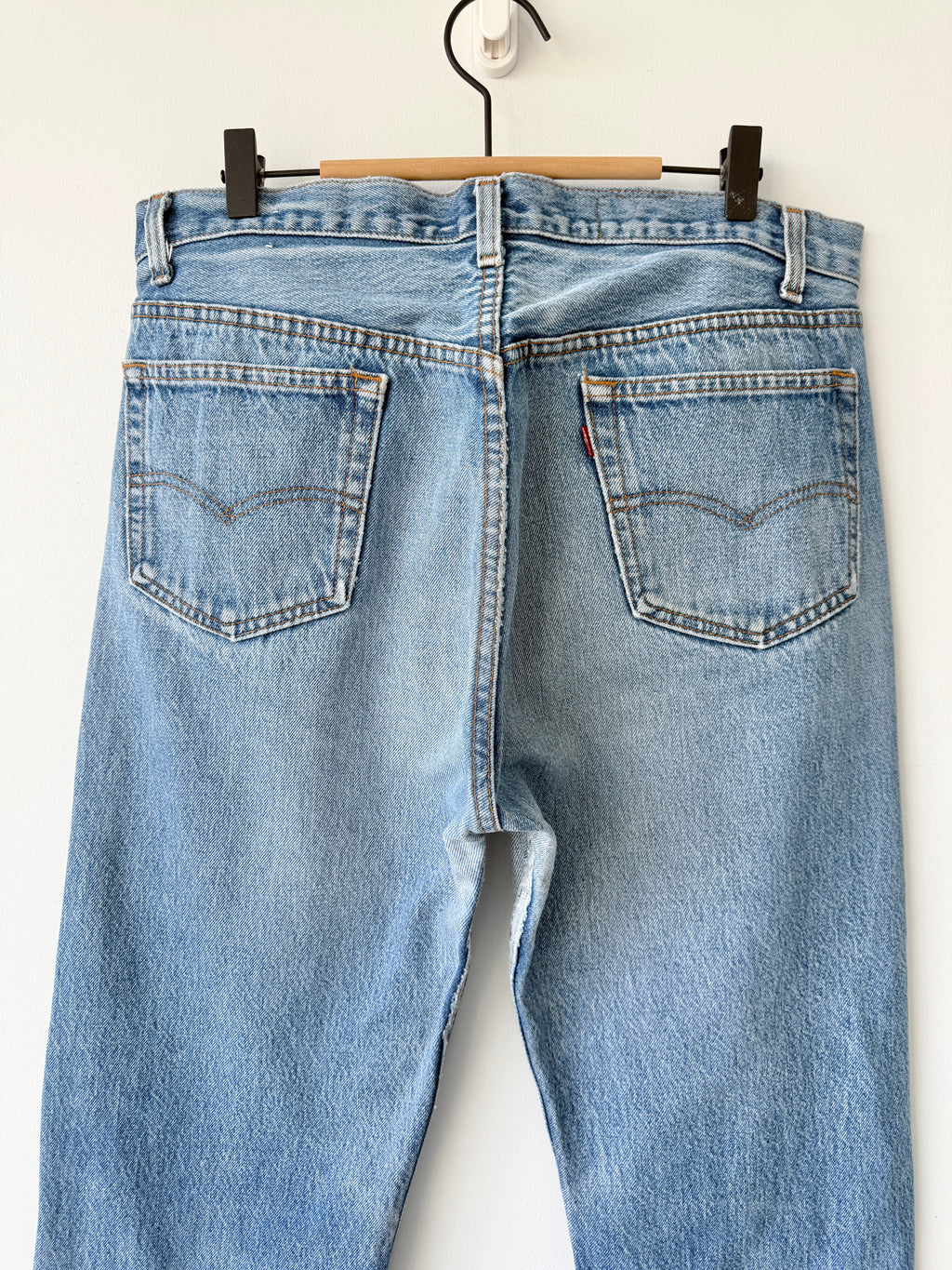 W34 L30 vintage Levis 501 33-34” measured dark faded blue denim 80s Levi’s 501s USA