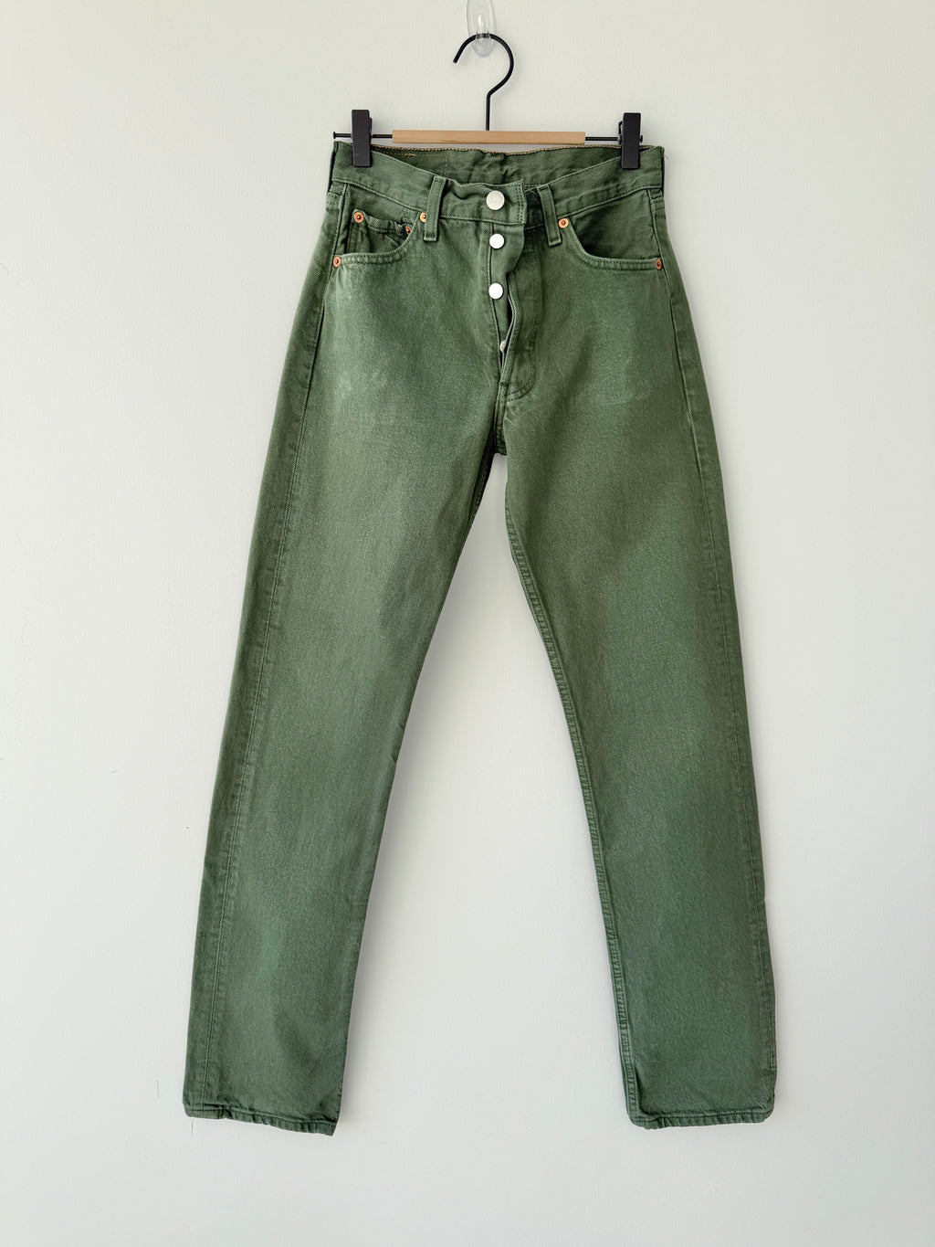 W26 L31 vintage Levis 501 khaki green 25/26” measured waist 501s 90s