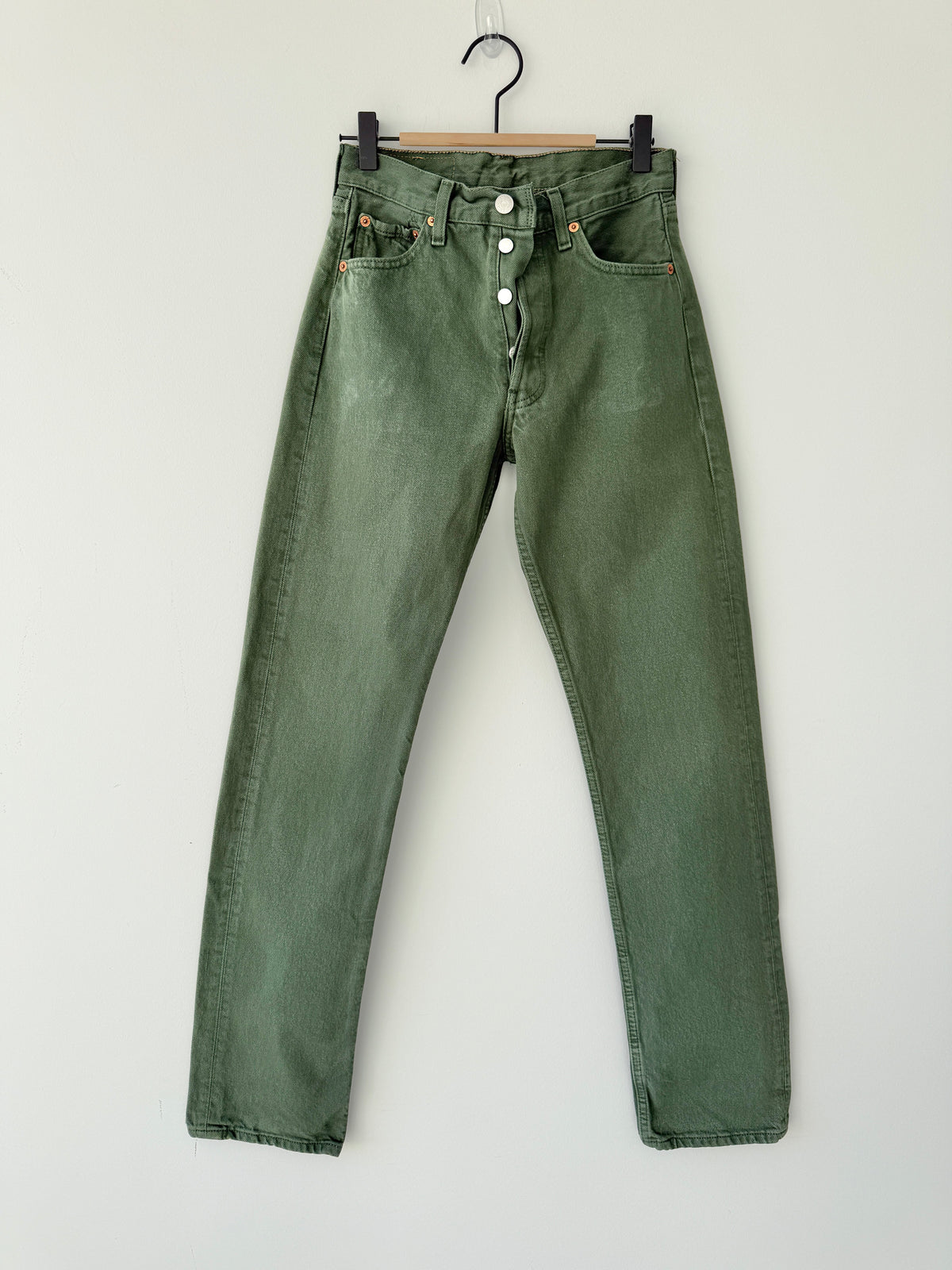 W26 L31 vintage Levis 501 khaki green 25/26” measured waist 501s 90s