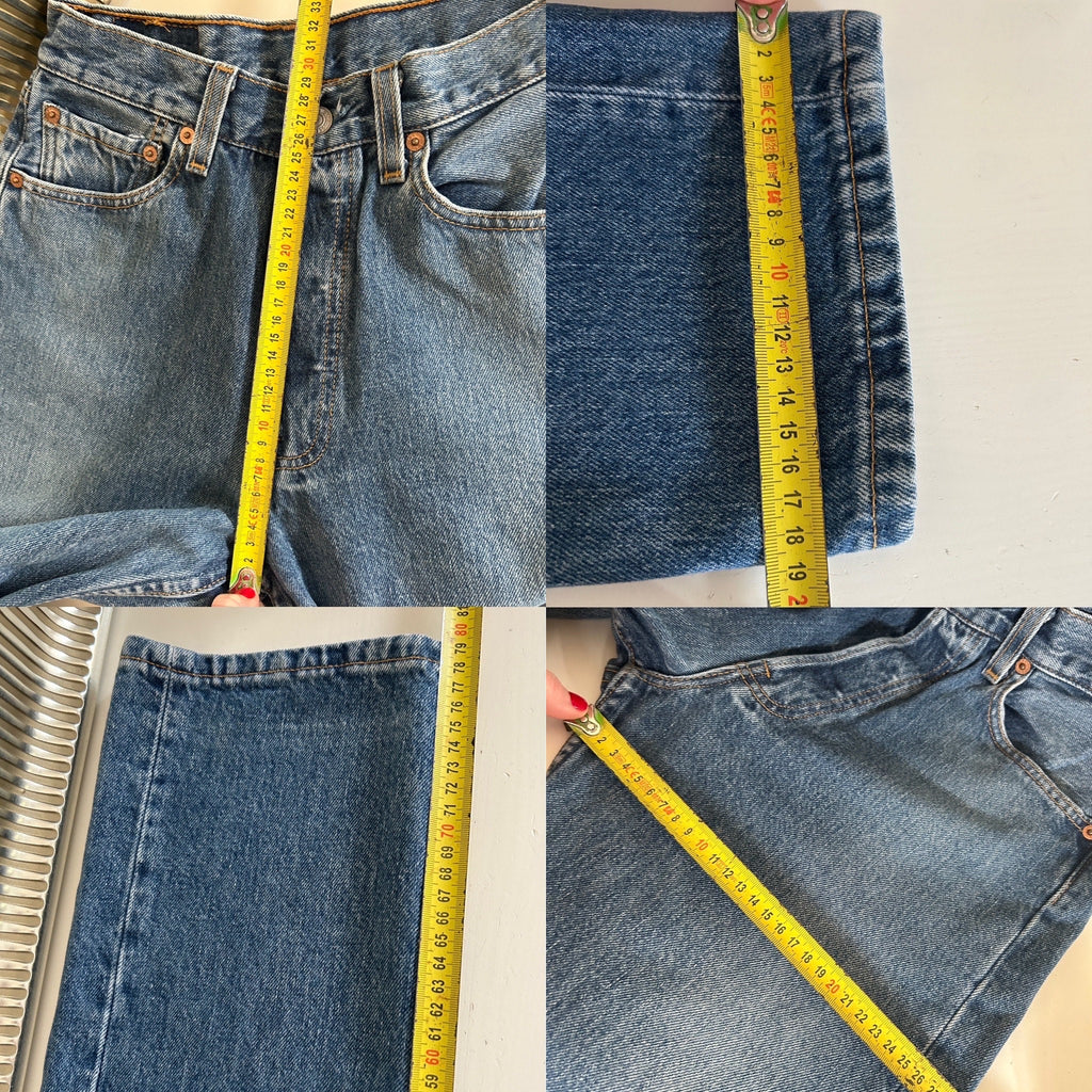 Levis 501 vintage w26 L31 Levi’s 501 medium blue 90s Levi’s USA blue faded blue straight leg blue 501 vintage blue 501 worn vintage Levi’s