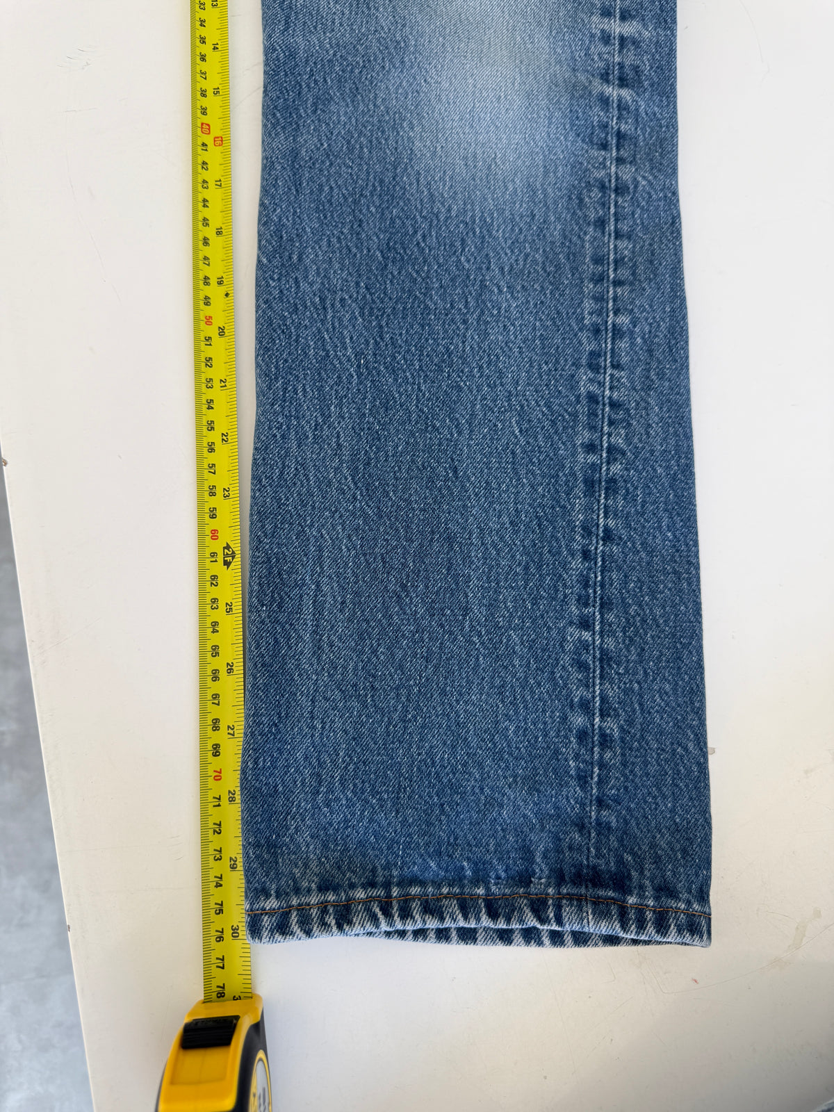 Soft W28 L30 vintage Levis 501s 27/28” measured light blue faded 80s USA 501s