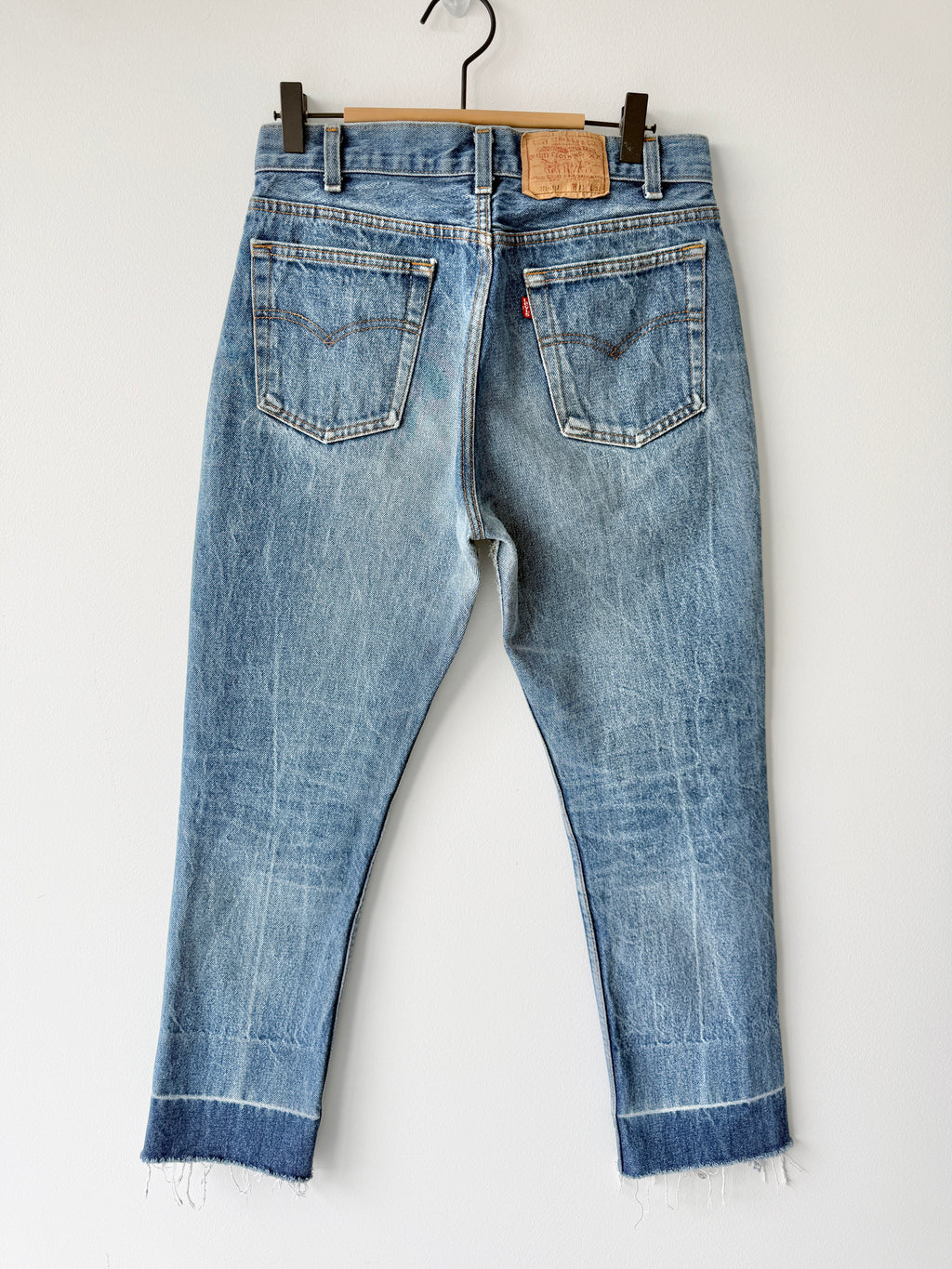 W28 L26 vintage Levis 701 27/28” dark faded blue Levi’s 701s 80s