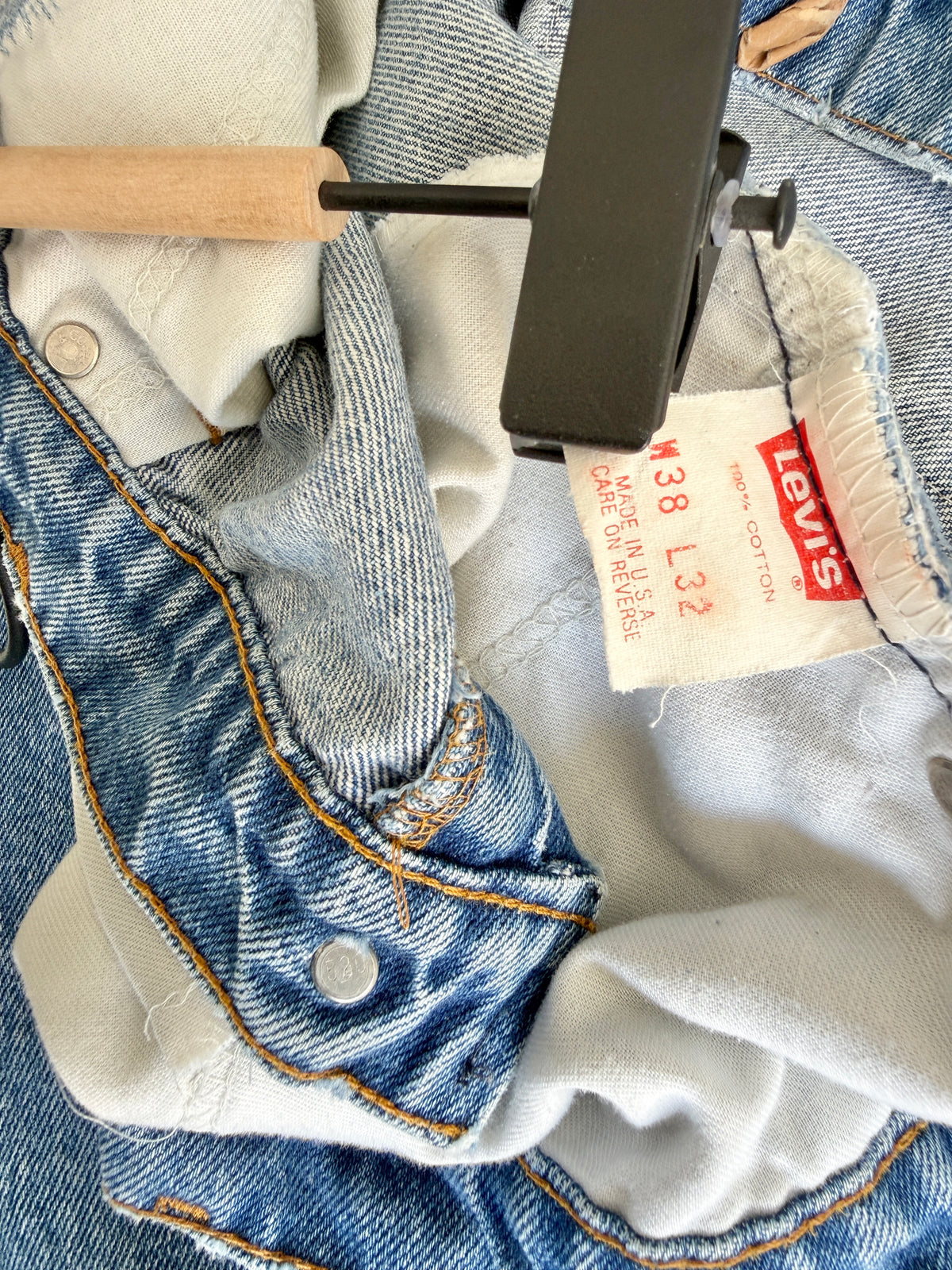 W36 L31 vintage Levis 505 medium blue 35/37” measured waist 501s 90s USA