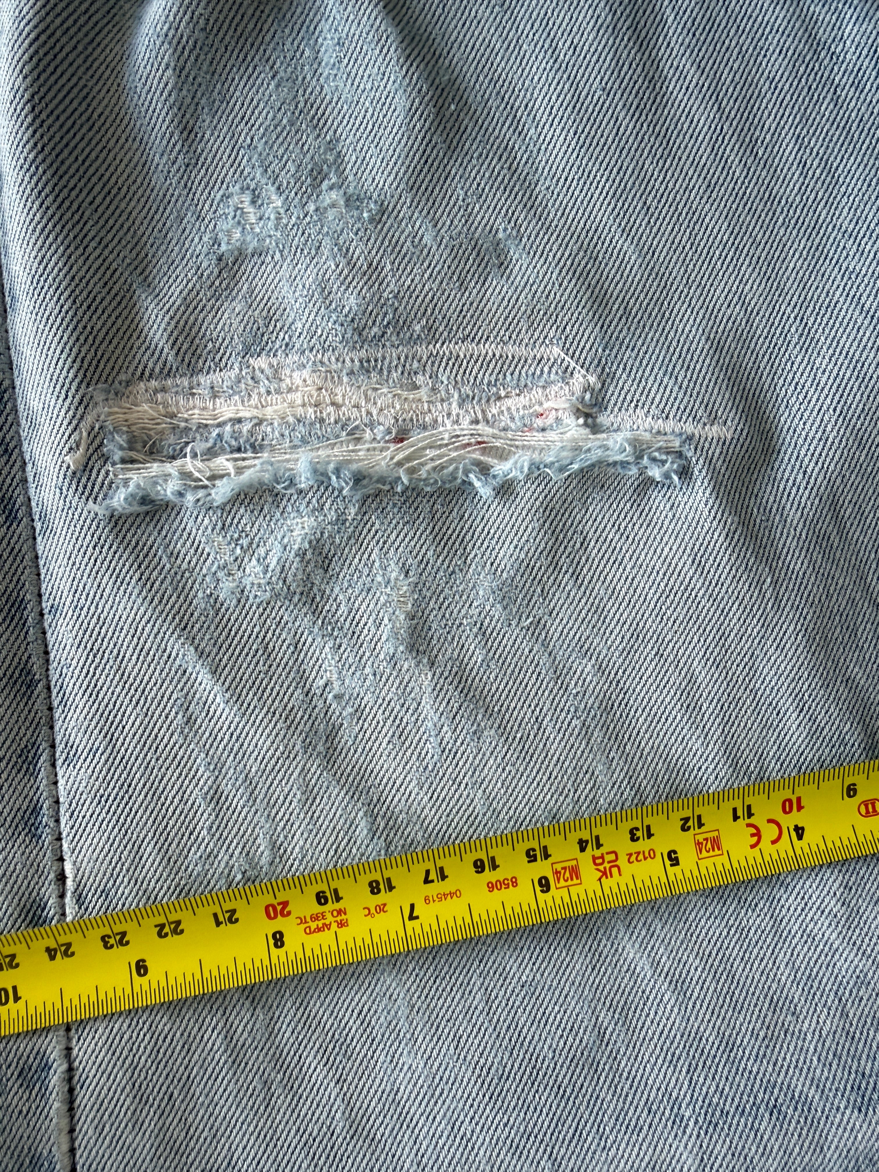 W26 L31 vintage Levis 501 25-26” measured light faded blue 70s/80’s levi’s 501s made in USA