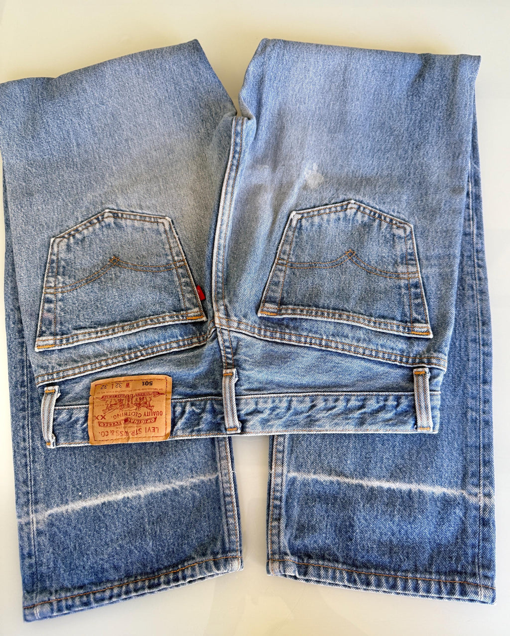 W30 L31 Levis 501 vintage 29-30” measured waist raw blue made in USA 90s