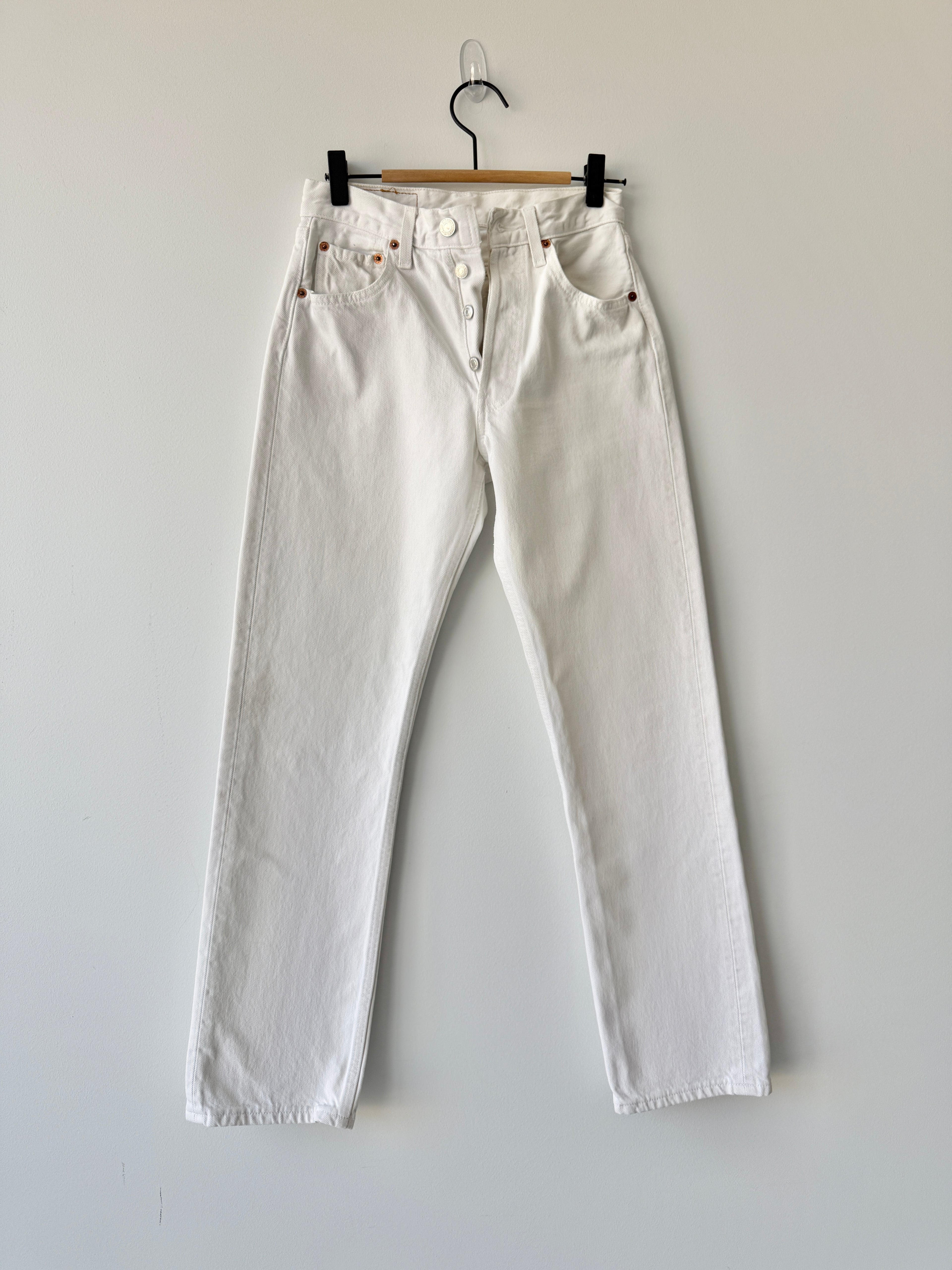 W24 L28 vintage Levis 501 23/24” measured waist white 501s 90s denim