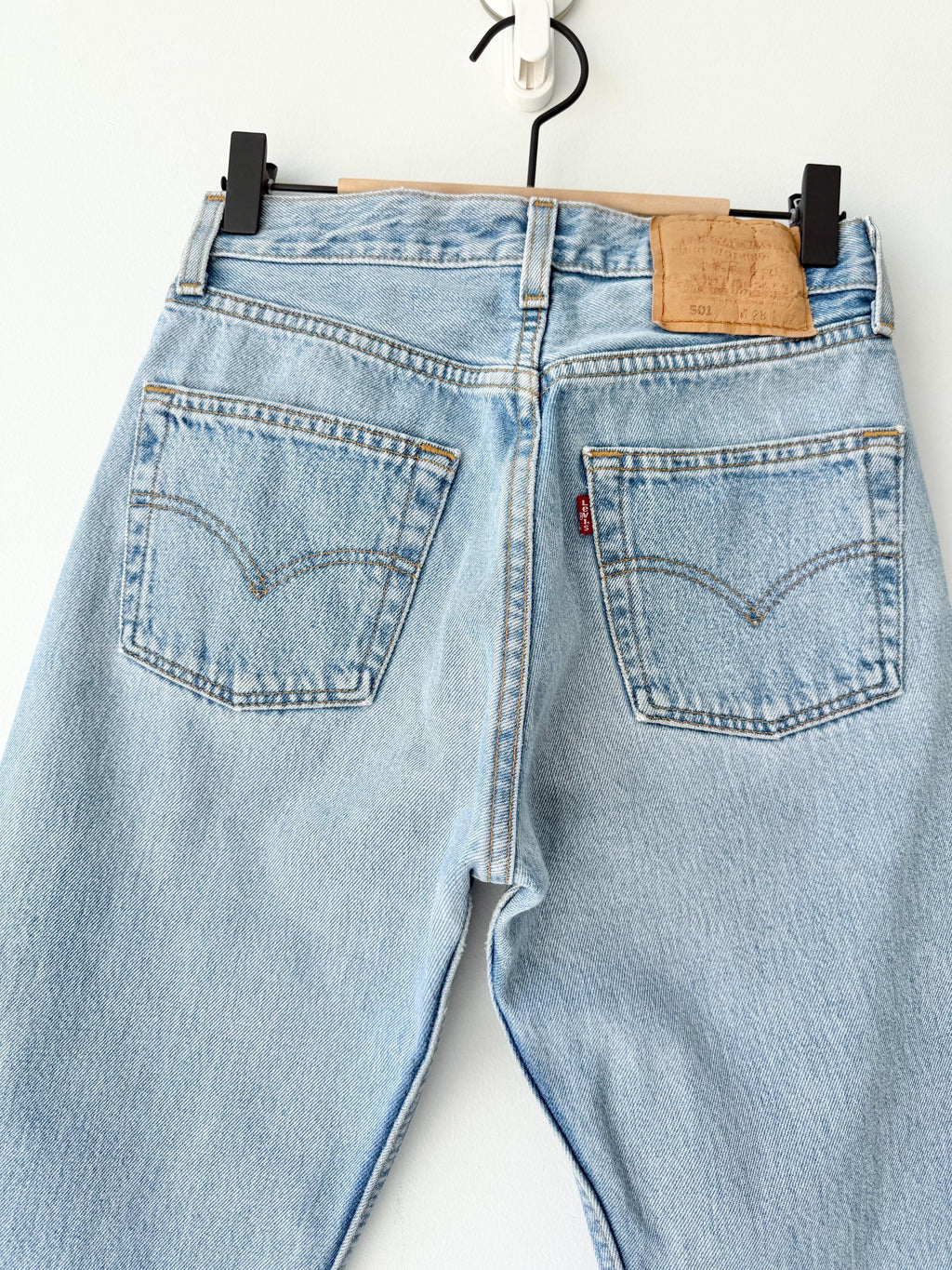 W26 L28 Levis 501 vintage 25-26” waist light blue 501s made in USA y2k
