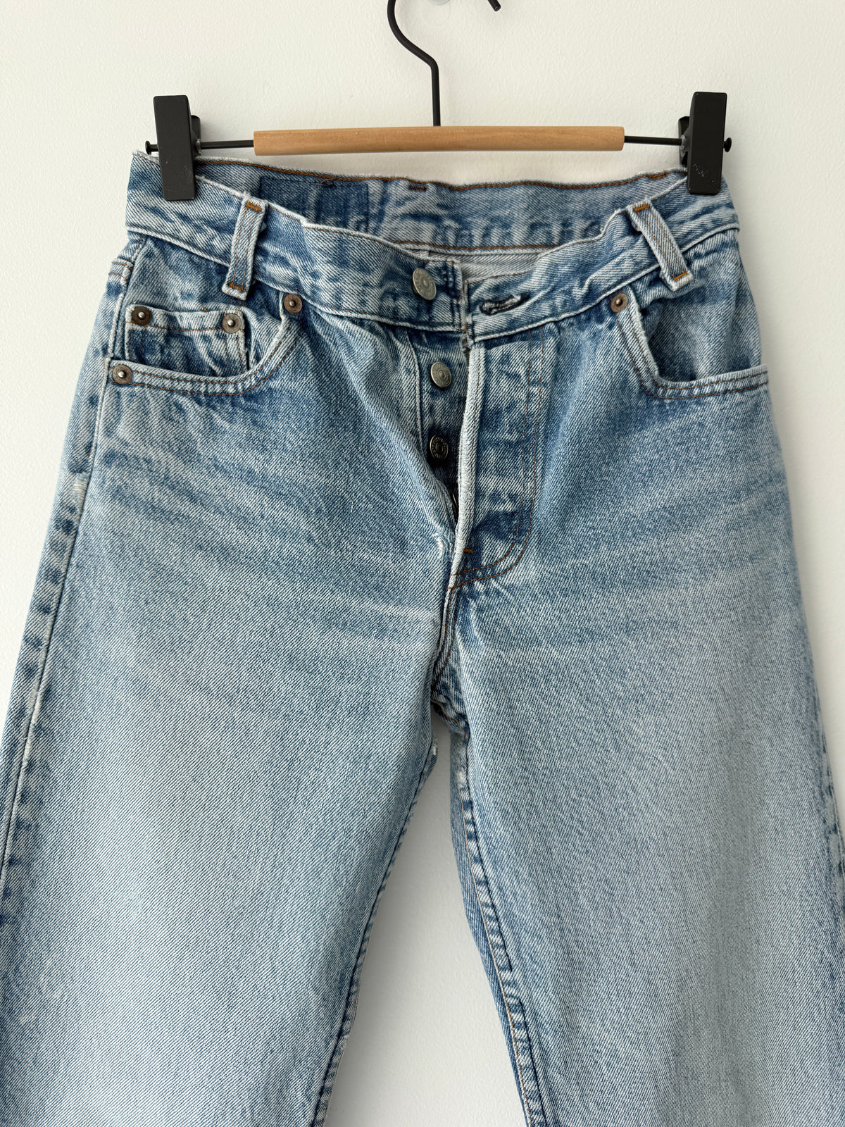 Soft W24 L28 vintage Levis 701s 23/24” measured light blue faded 80s USA 701s