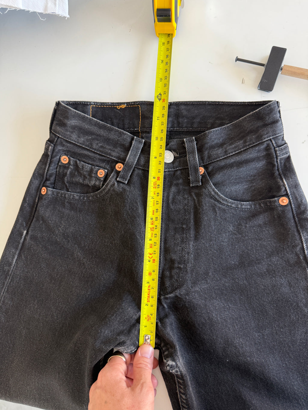 W22 L27 vintage Levis 501s 21/22” measured black fade 501s 90s