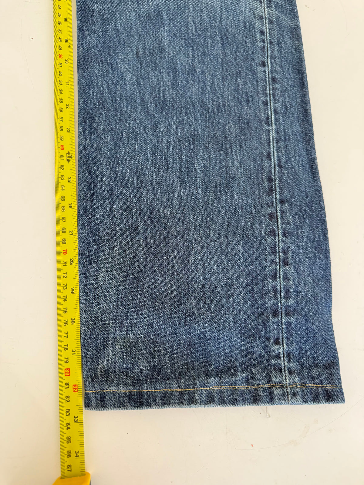 W34 L32 vintage Levis 501 dark blue faded 33/34” measured waist 501s 90s