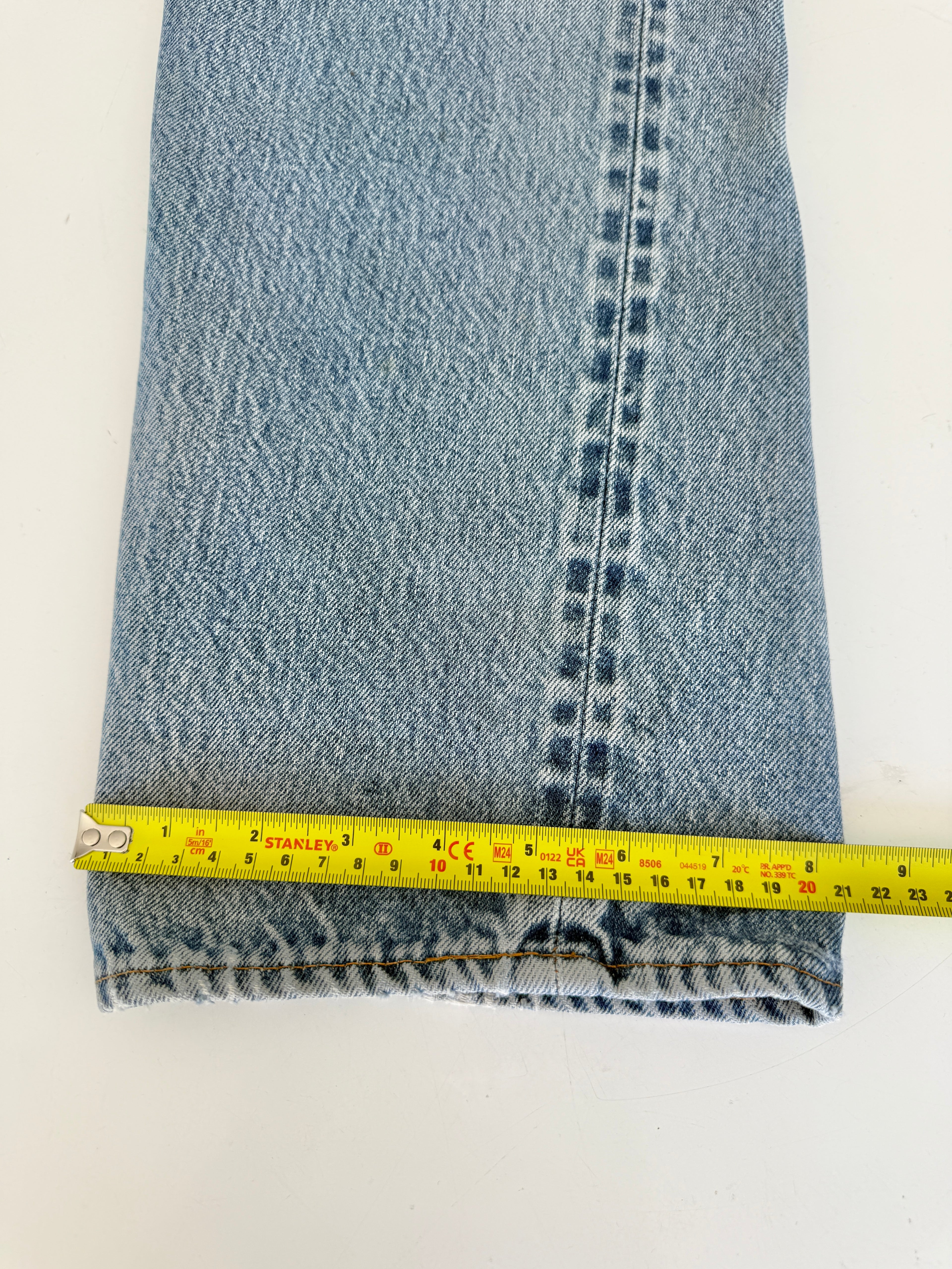 W32 L31 selvedge vintage Levis 501 31/32” measured light blue denim 70s Levi’s 501s USA