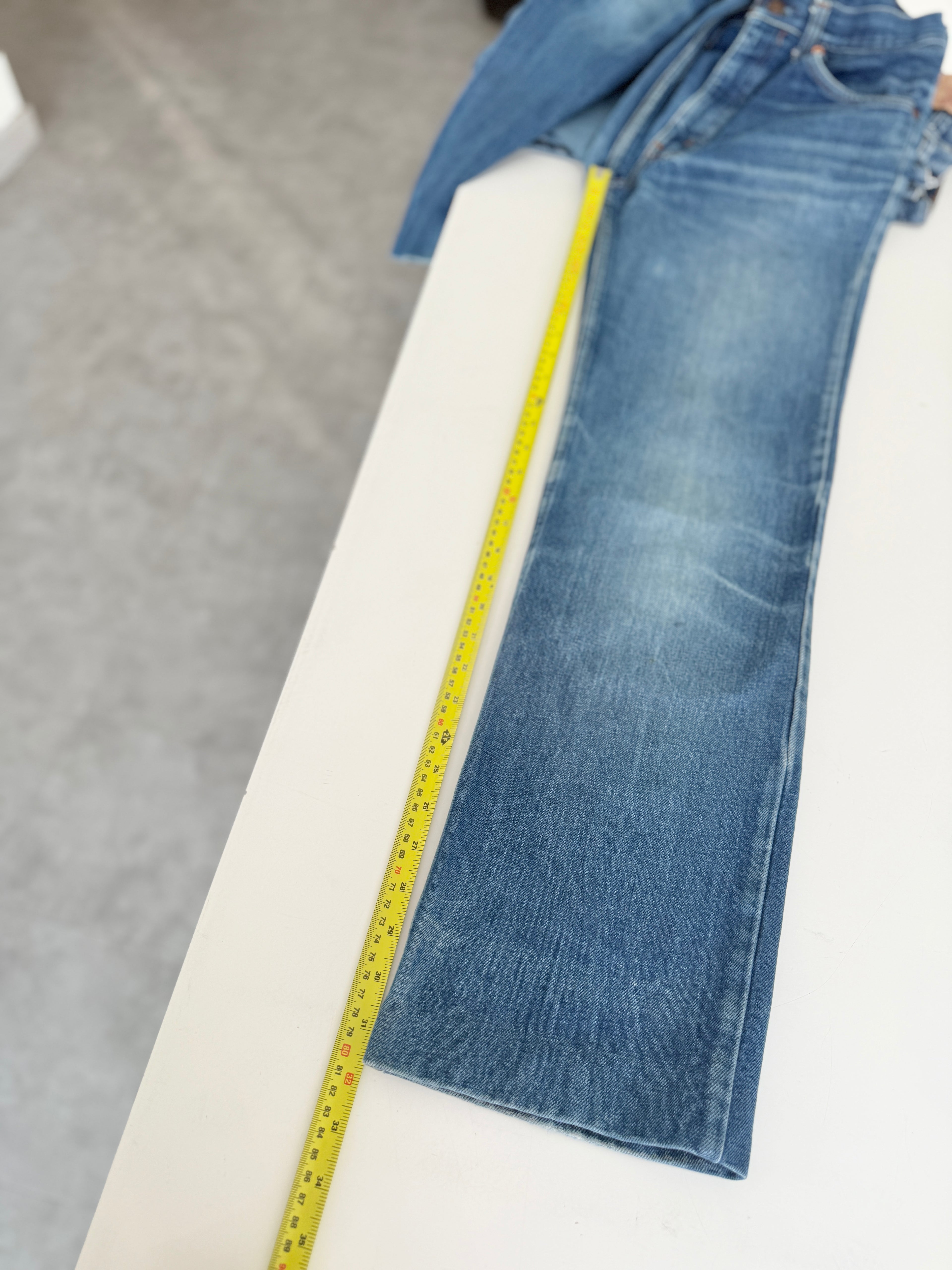 W28 L31 vintage Levis 630 27-28” measured dark blue denim 80s/90s  630s