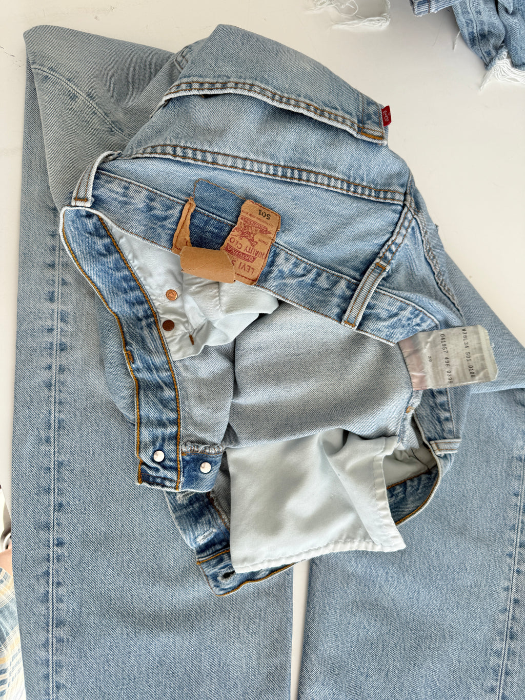 Soft W36 L34 vintage Levis 501 35/36” measured waist light faded 501s 90s denim