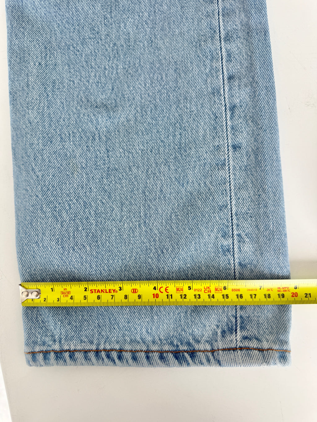 W29 L33 vintage Levis 501 29” measured light blue faded 90s denim Levi’s 501s