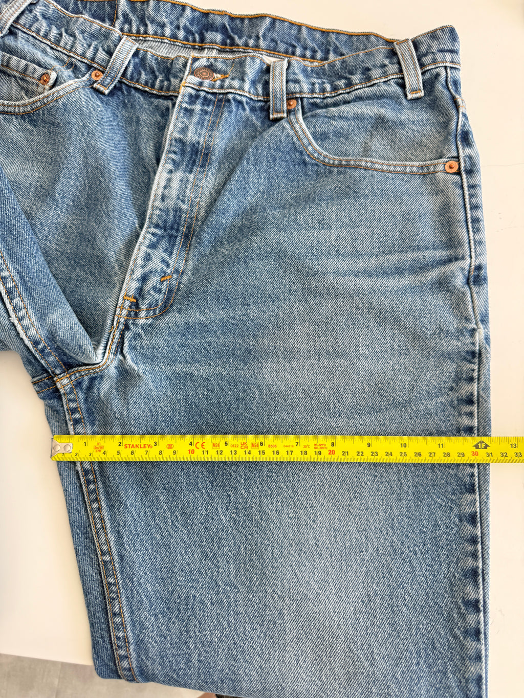 W33 L31 vintage Levis 517 33” measured waist medium faded blue 90s 517s