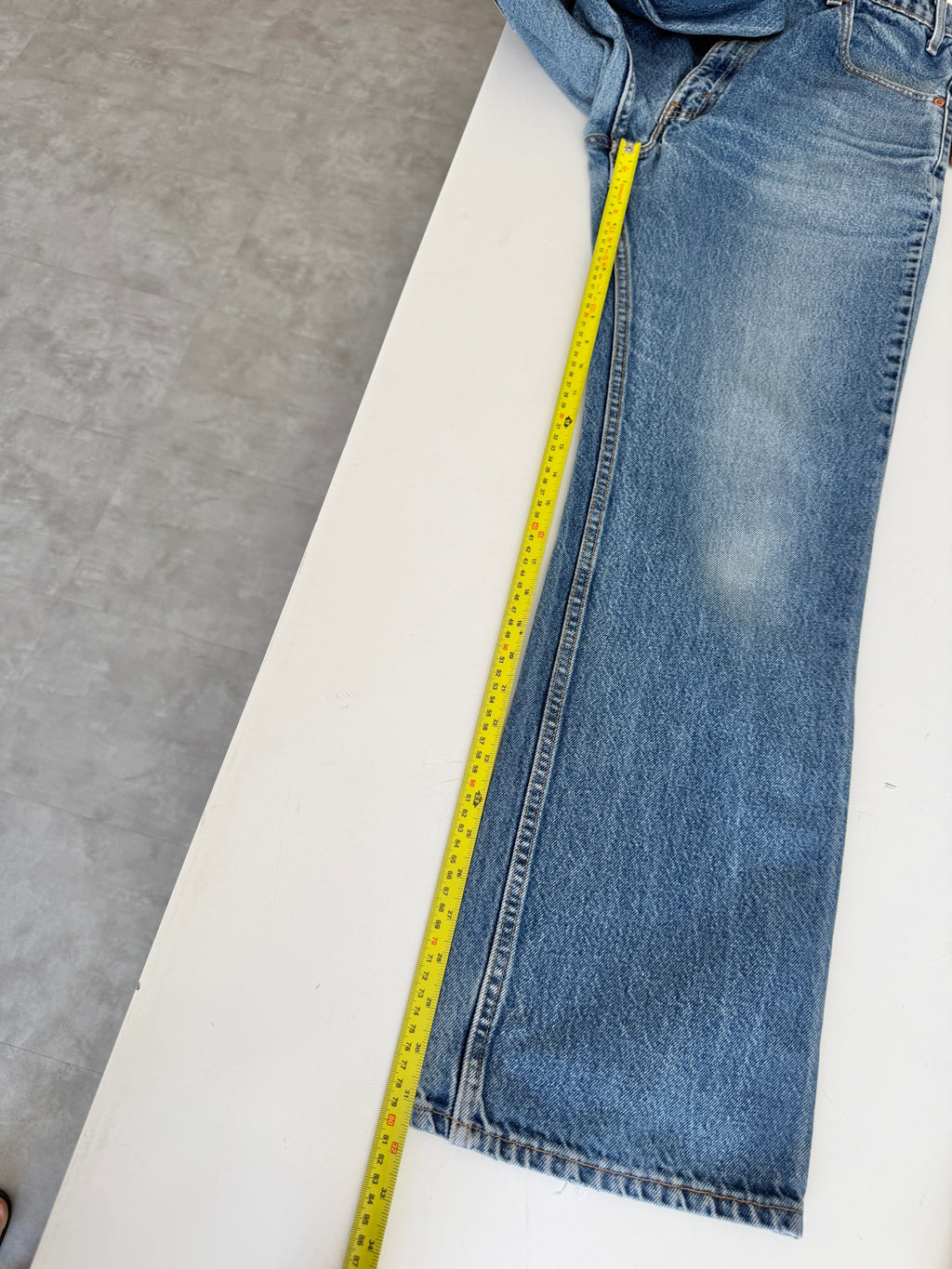 W33 L31 vintage Levis 517 33” measured waist medium faded blue 90s 517s