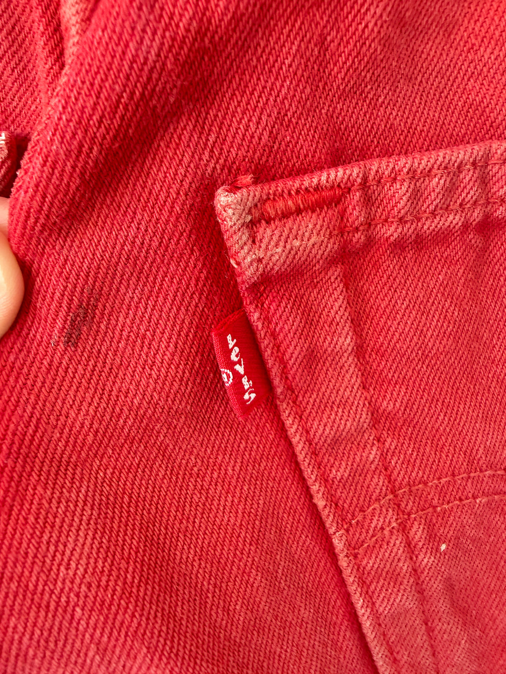 Soft W27 L28 vintage Levis 501 red 26/27” measured waist 501s early 90s