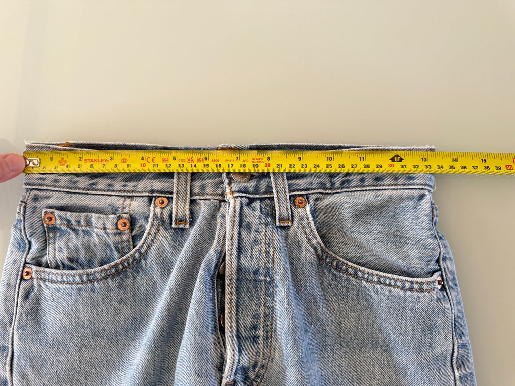 W25 L31 vintage Levis 501 25” measured light medium blue 90s Levi’s 501s USA re done