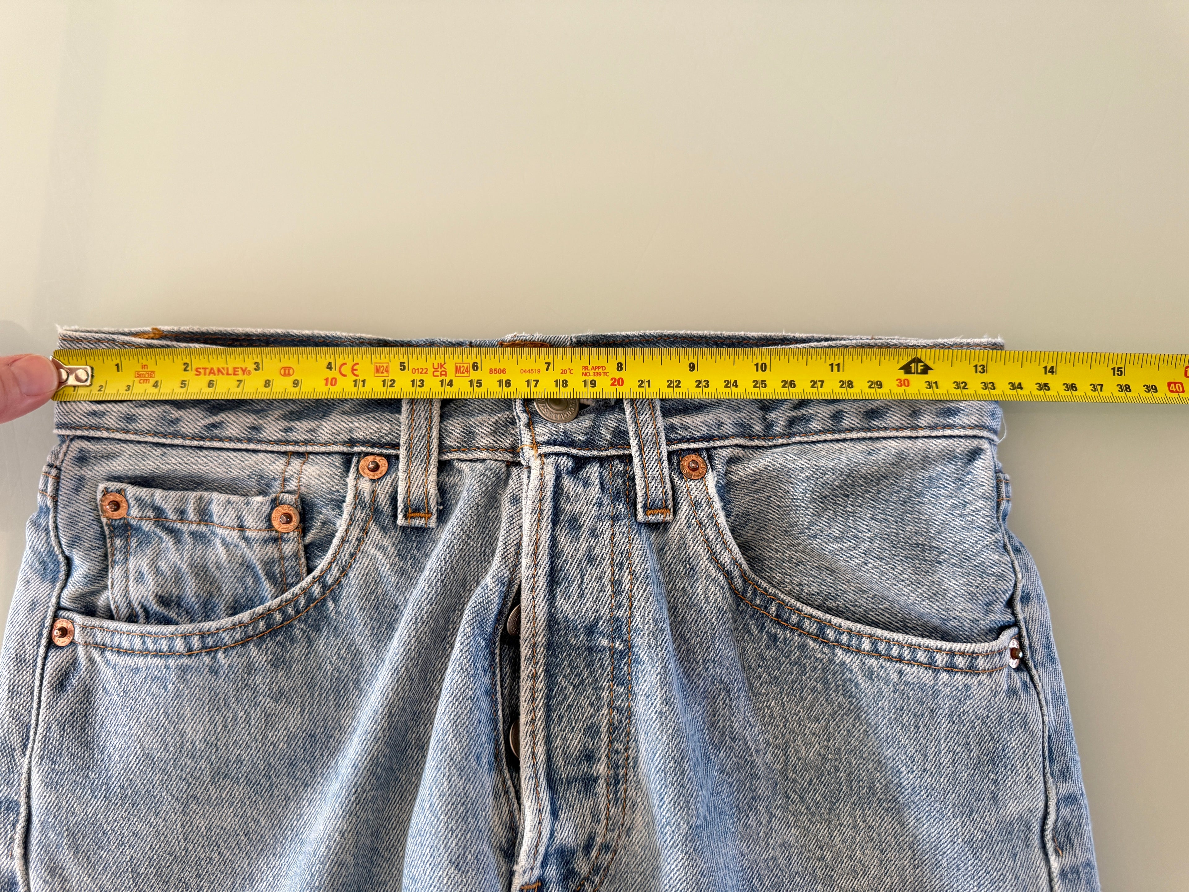 W25 L31 vintage Levis 501 25” measured light medium blue 90s Levi’s 501s USA re done