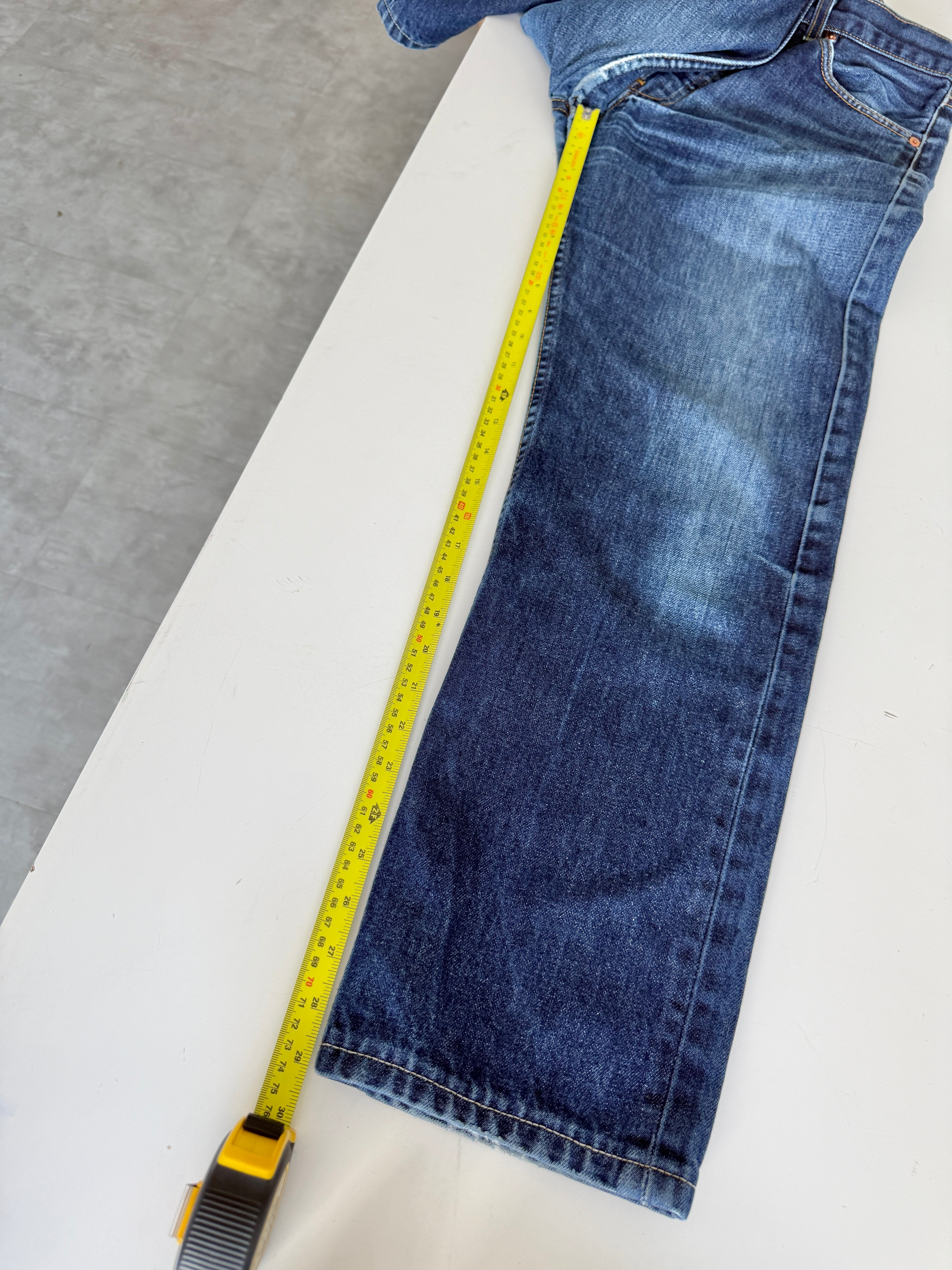 W30 L29 vintage Levis 501 29/30” dark blue Levi’s 501s Y2K