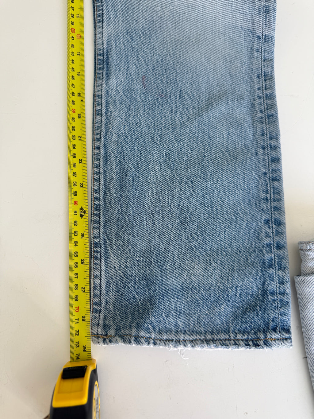 W27 L28 vintage Levis 501 light faded blue 26/27” measured waist 501s early 90s USA