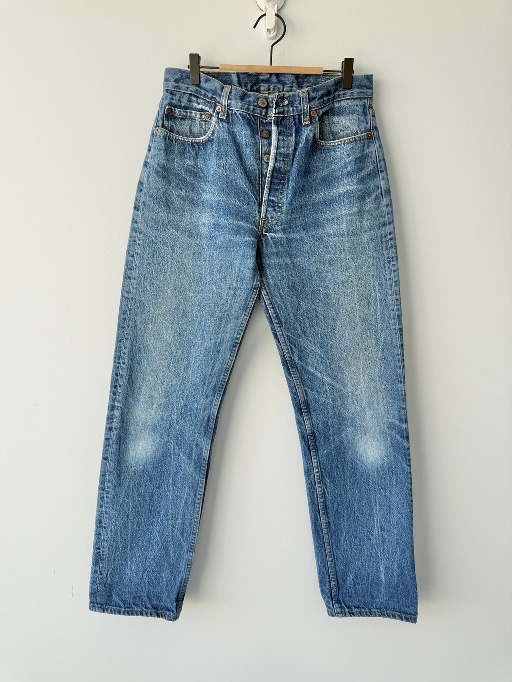 W30 L32 vintage Levis 501 29-30” measured dark blue faded blue 80s denim Levi’s 501s USA