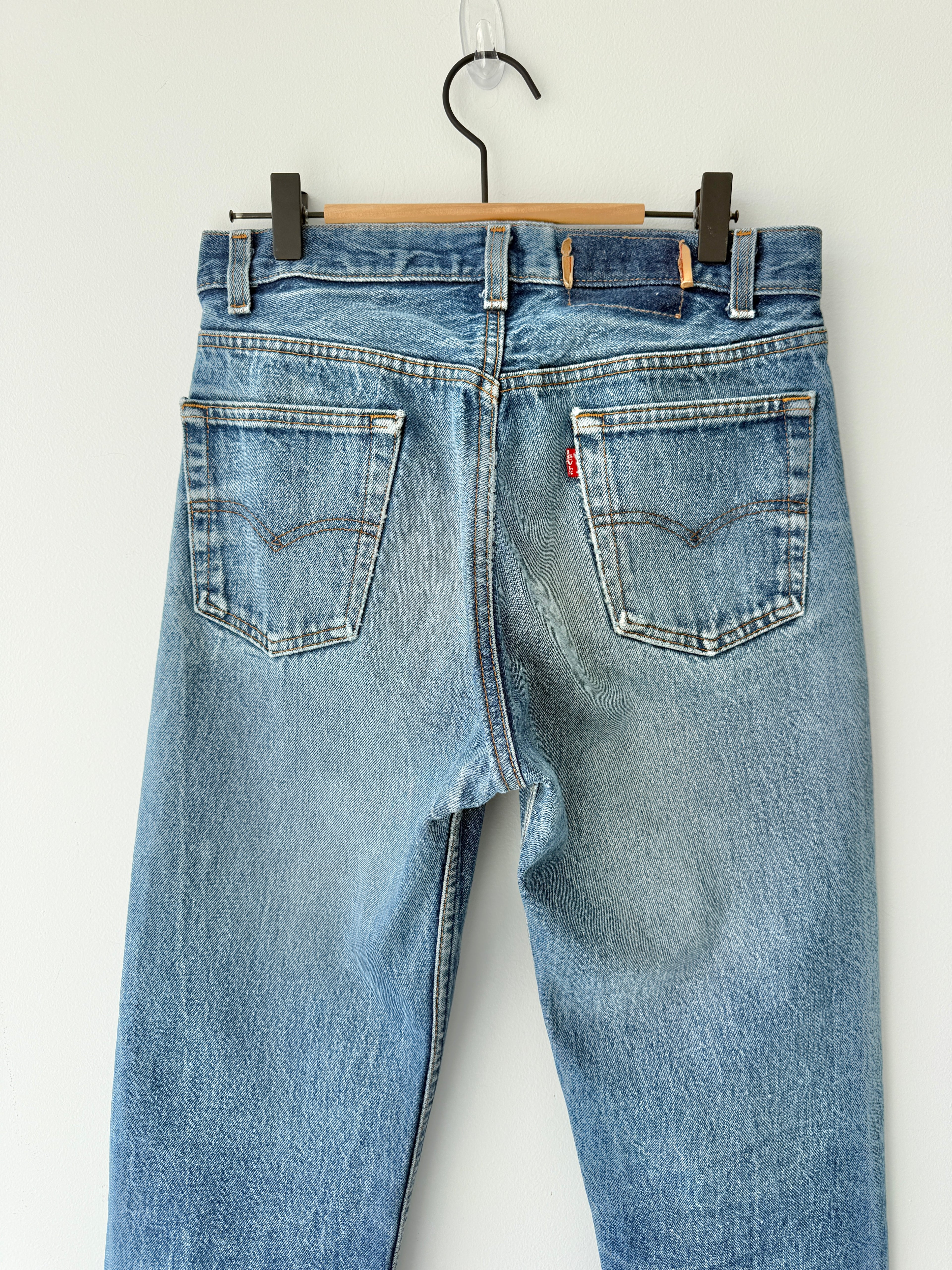 Soft W29 L30 vintage Levis 501s 28/29” measured dark fade whiskers blue denim Levi’s 501s 80s USA