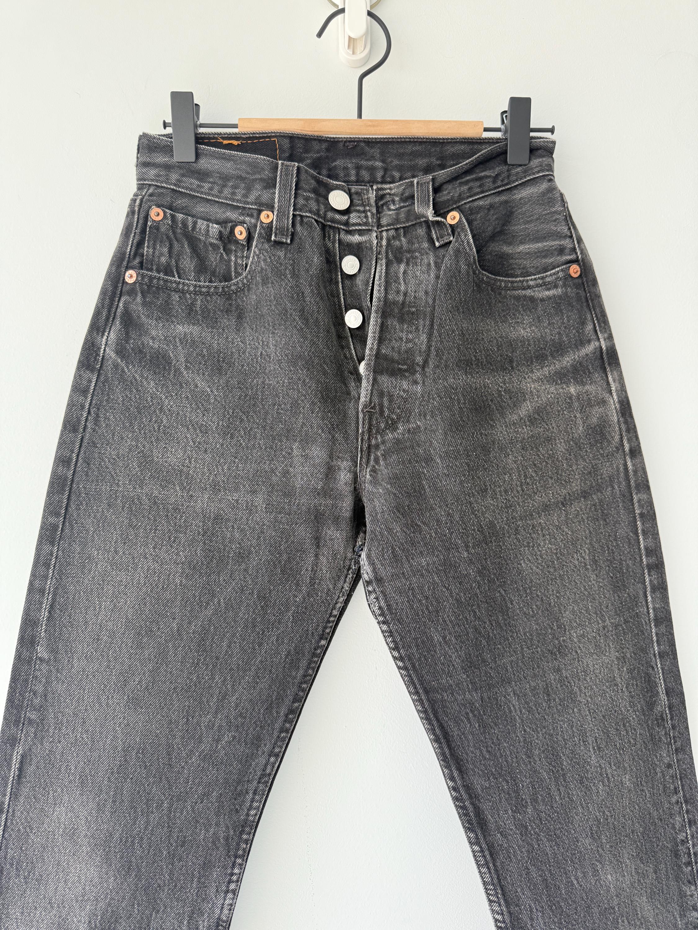 W24 L29 Levis 501 vintage 23-24” waist black faded grey 501s made in USA for women 90s