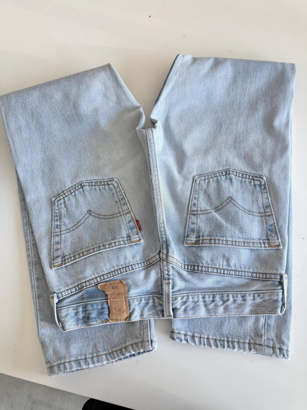 W27 L29 Levis 501 vintage 26-27” measured waist light blue faded 90s made in USA hol