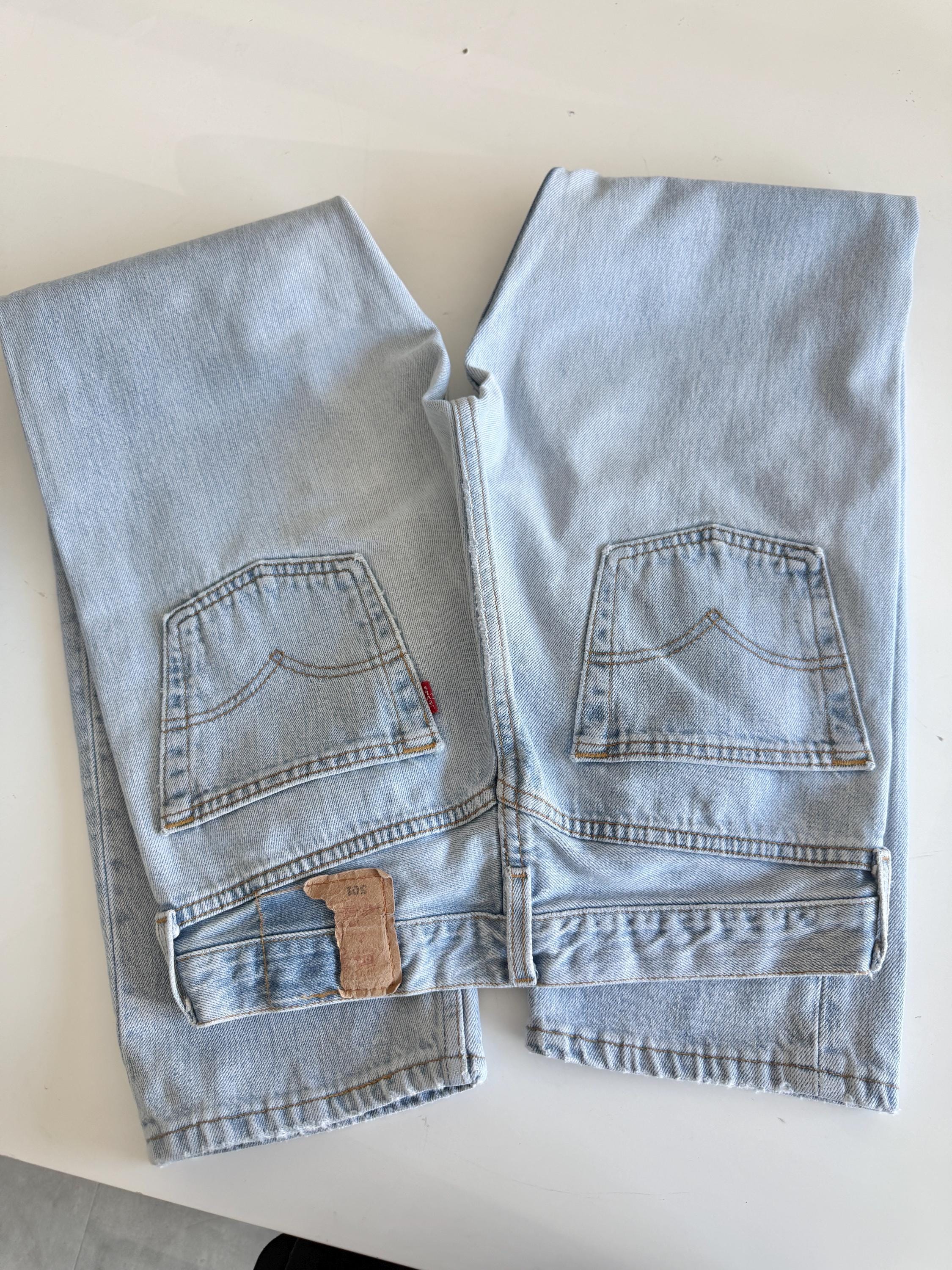 W27 L29 Levis 501 vintage 26-27” measured waist light blue faded 90s made in USA hol