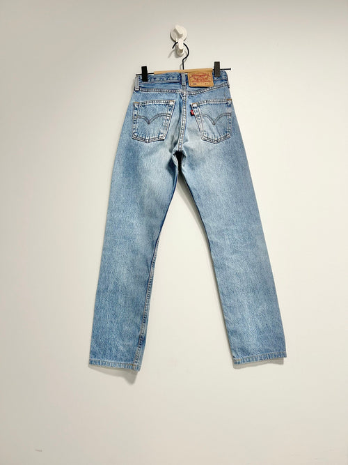 Levis 501 jeans w22 L27 medium blue denim faded blue wash light blue 501 vintage 501s England