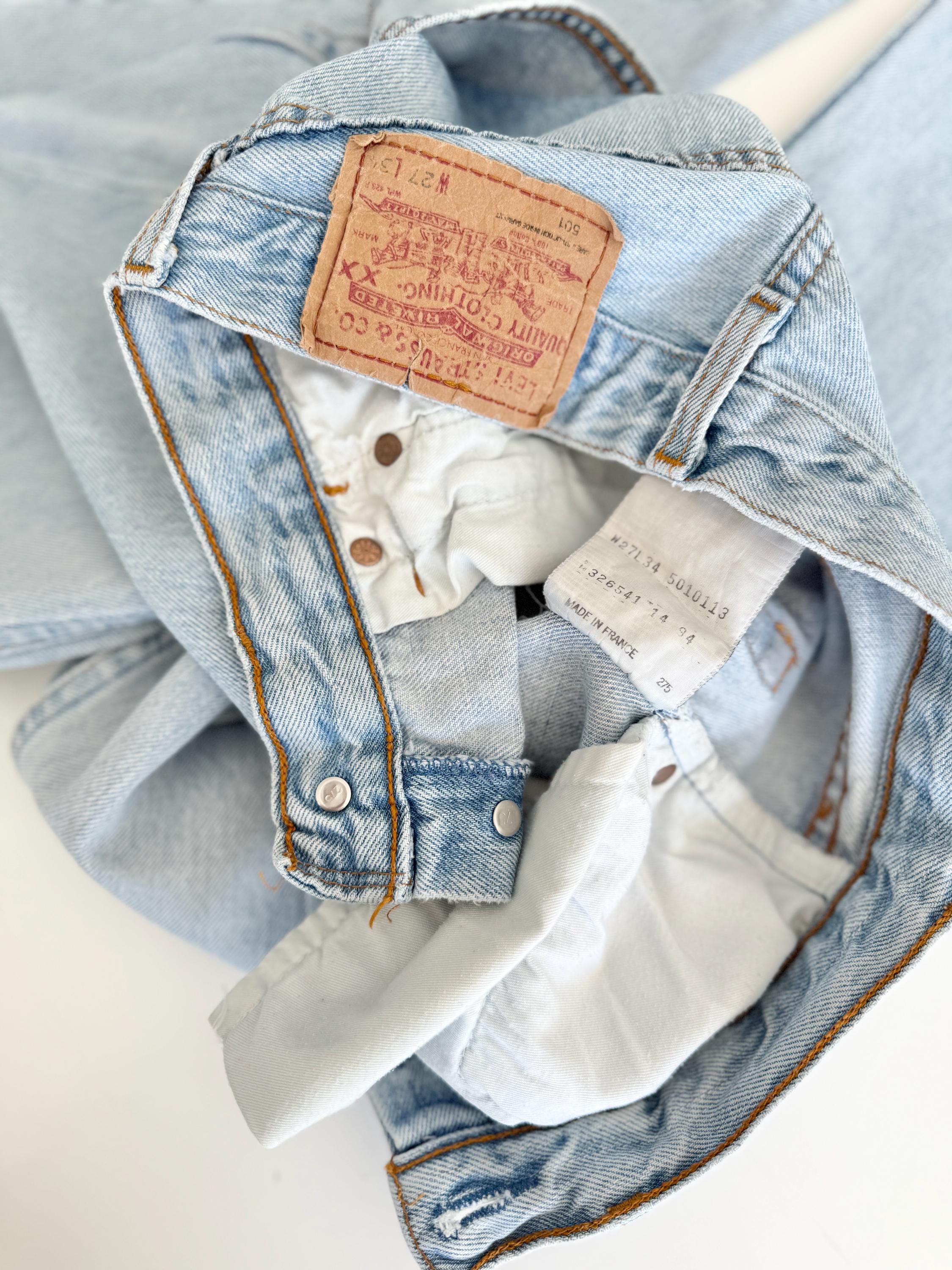 W25 L27 Levis 501 vintage 25” waist light blue 501s made in France 90s (posted weekend)