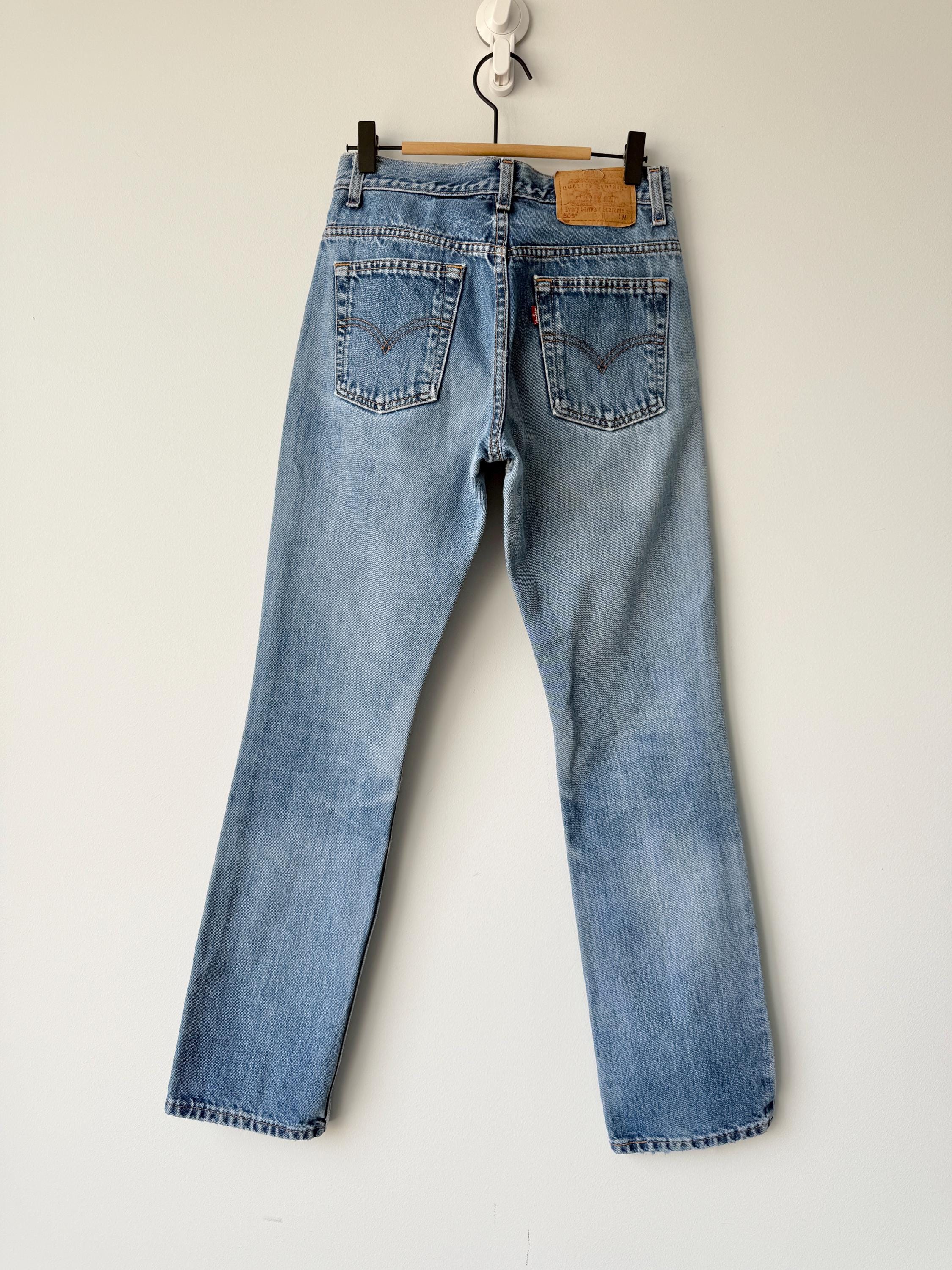 W26 L31 vintage Levis 505 25-27” measured waist medium faded blue