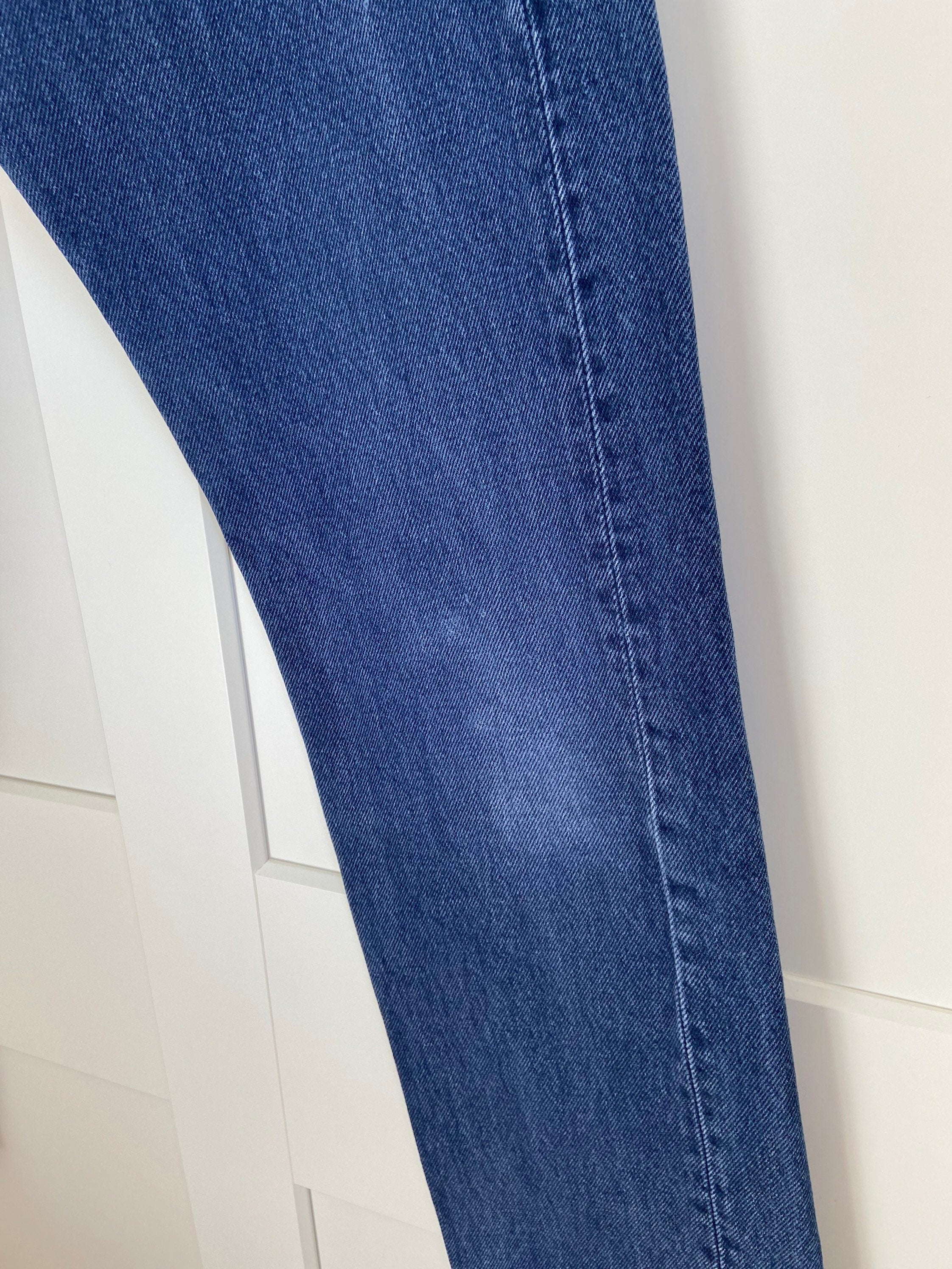 w23 L31 Vintage levis 501 made in USA tag for women vintage 501s 90s Levi’s 501