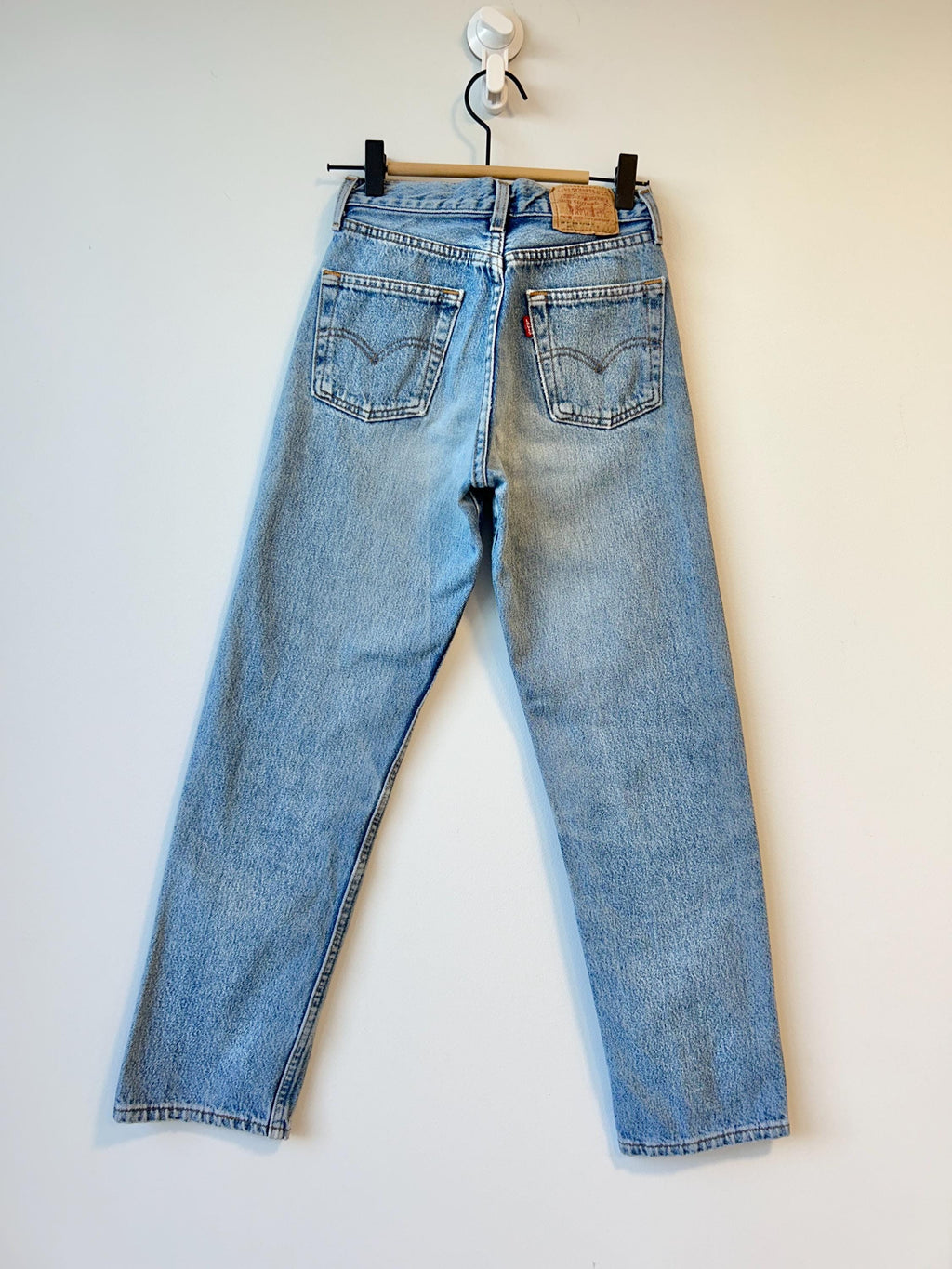 Levis 201 vintage w23 L27 Levi’s medium blue straight leg Levi’s 201 90s vintage Levi’s 501  (22/23 waist) made in France