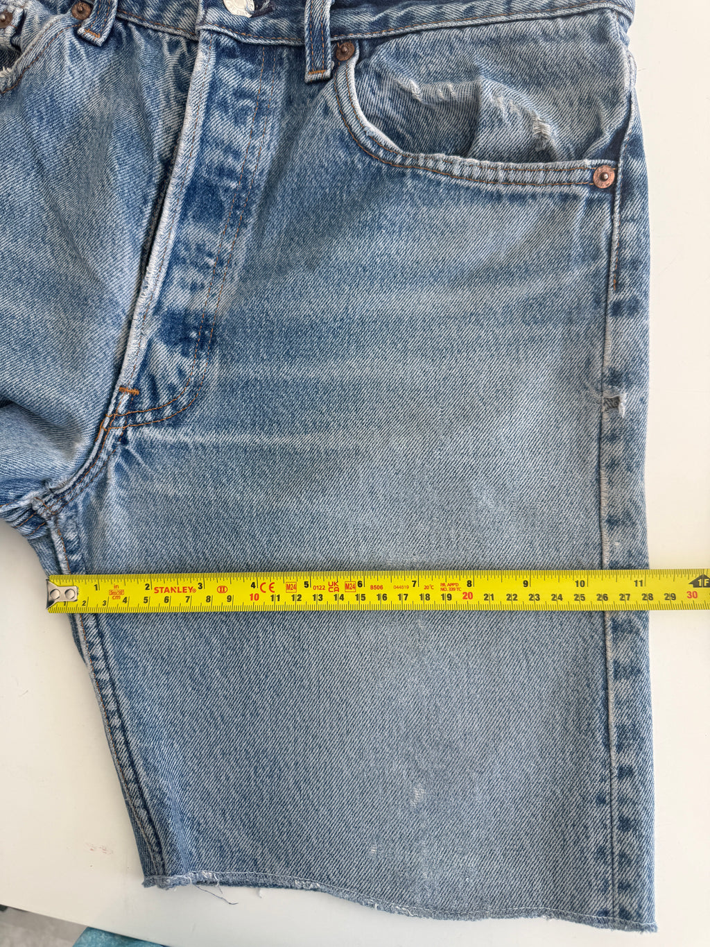 W30 vintage Levis 501 shorts 29/30” measured waist faded denim USA 501s