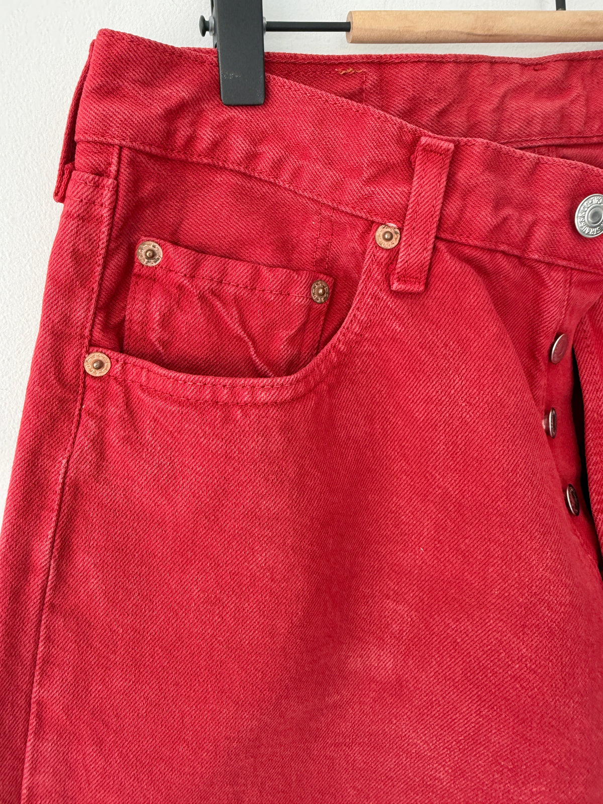 W30 L28 vintage Levis 501 29/30” measured waist red 90s 501s