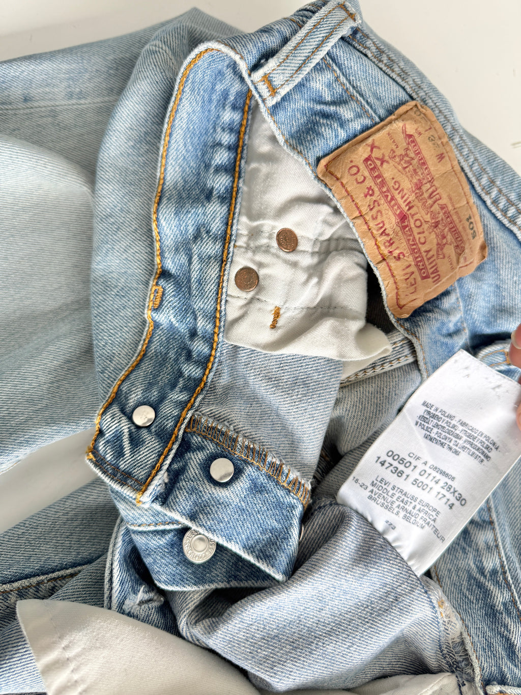 Soft W26 L29 vintage Levis 501 25/26” measured unique faded blue denim Y2K  Levi’s 501s