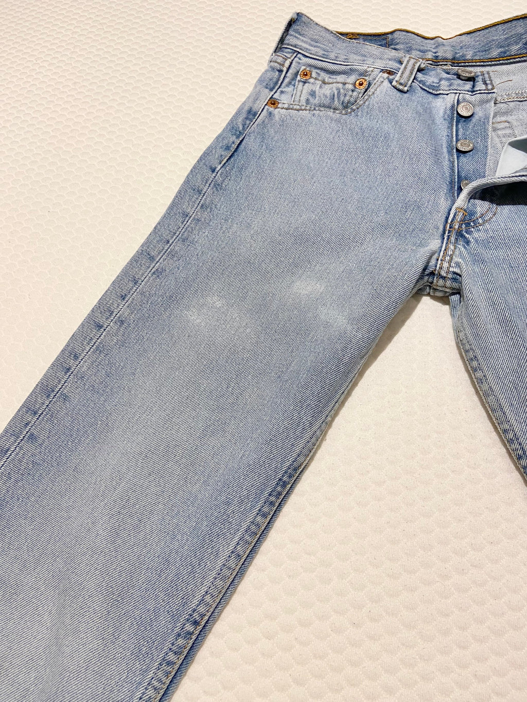 w24 l30 501 vintage Levi’s made in Spain 90s