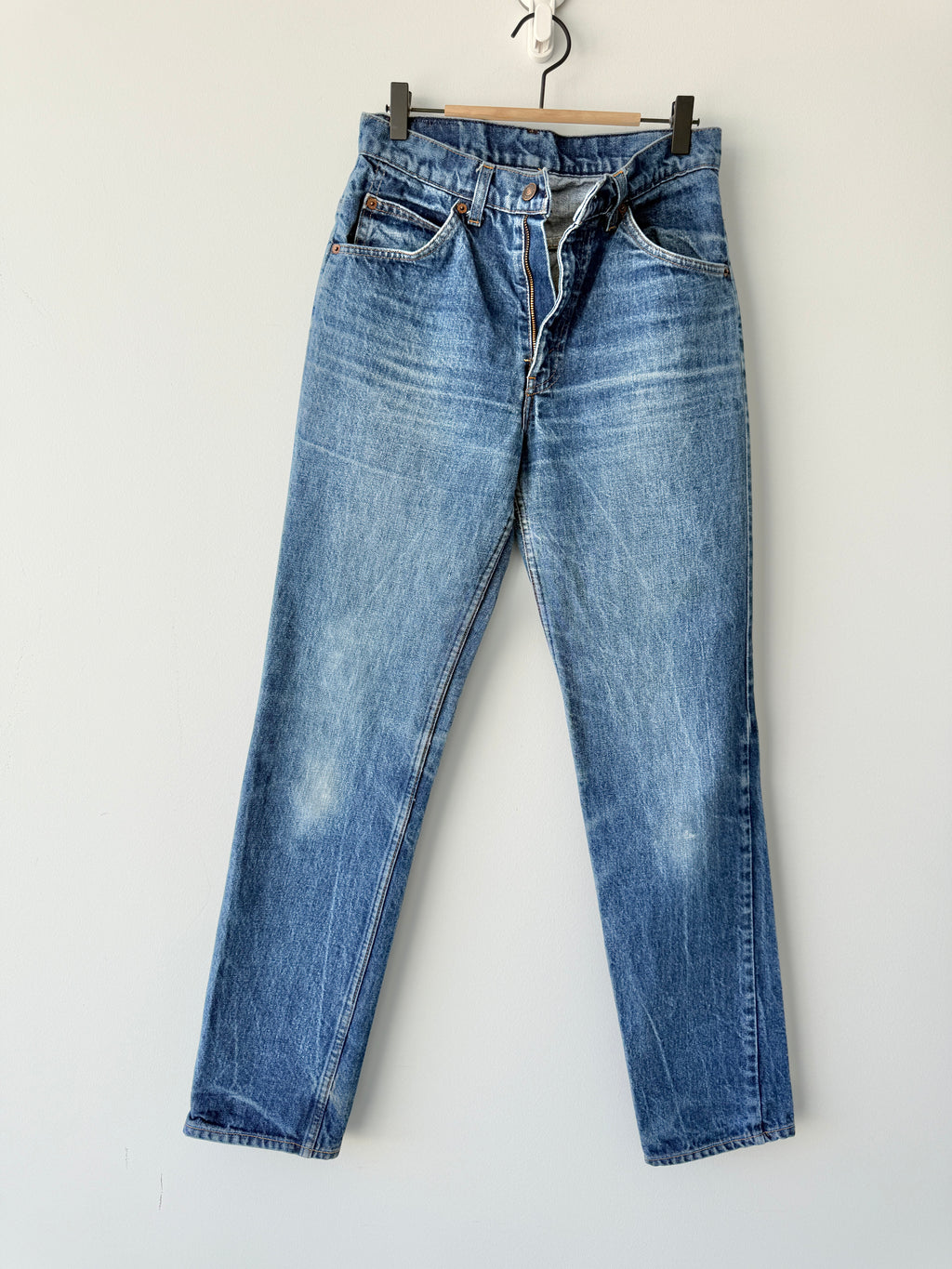 W27 L30 vintage Levis 631 26-27” measured dark faded blue denim orange tab 80/90s Levi’s 631s