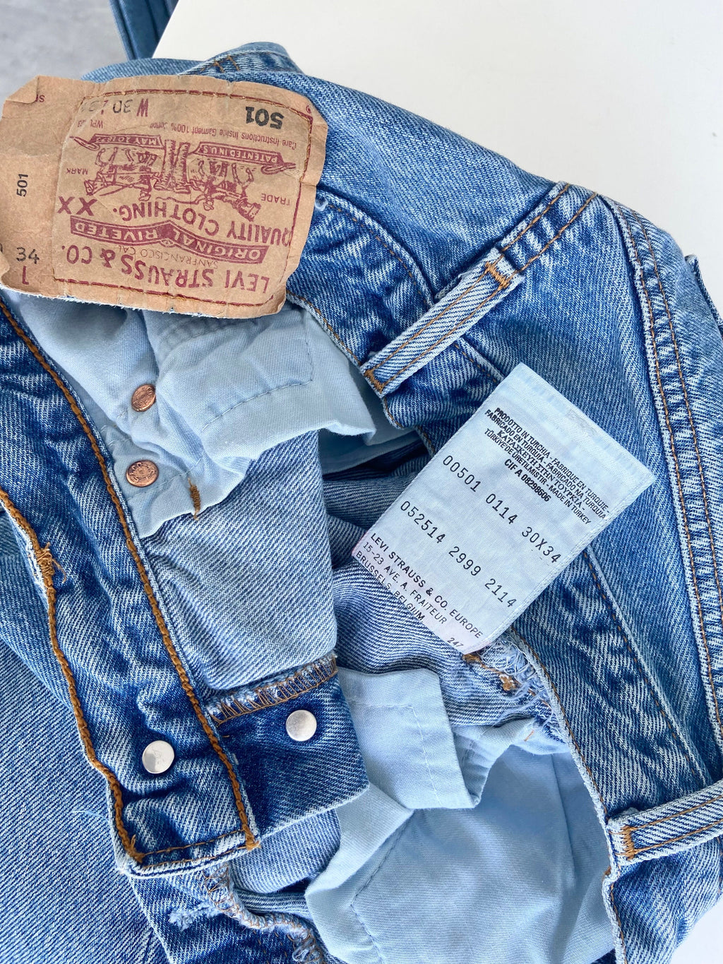 Levis 501 jeans w28 L32 blue denim blue Levi’s vintage 501