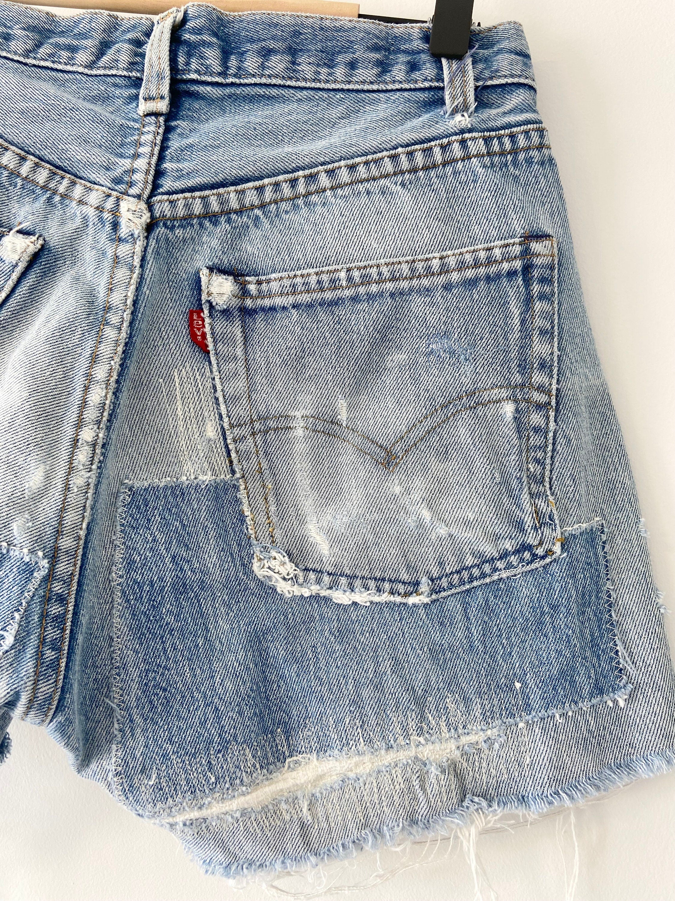 w26 Vintage Levi’s 501 shorts 70s/80s patch work distressed