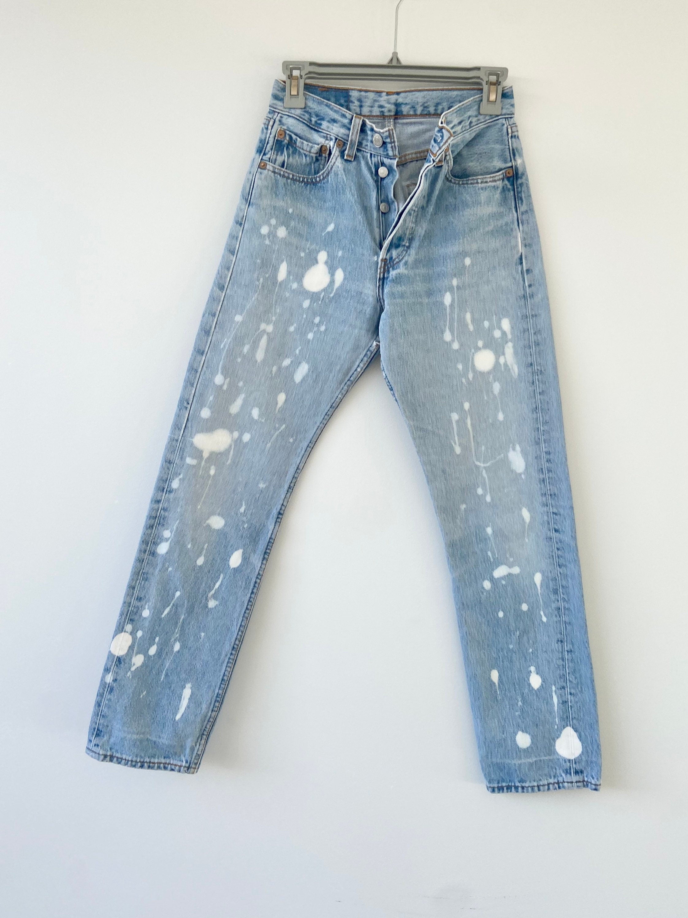 Vintage Levi’s 501  w25” L29” made in USA for women tag bleached 90s Levi’s 501s distressed Levis