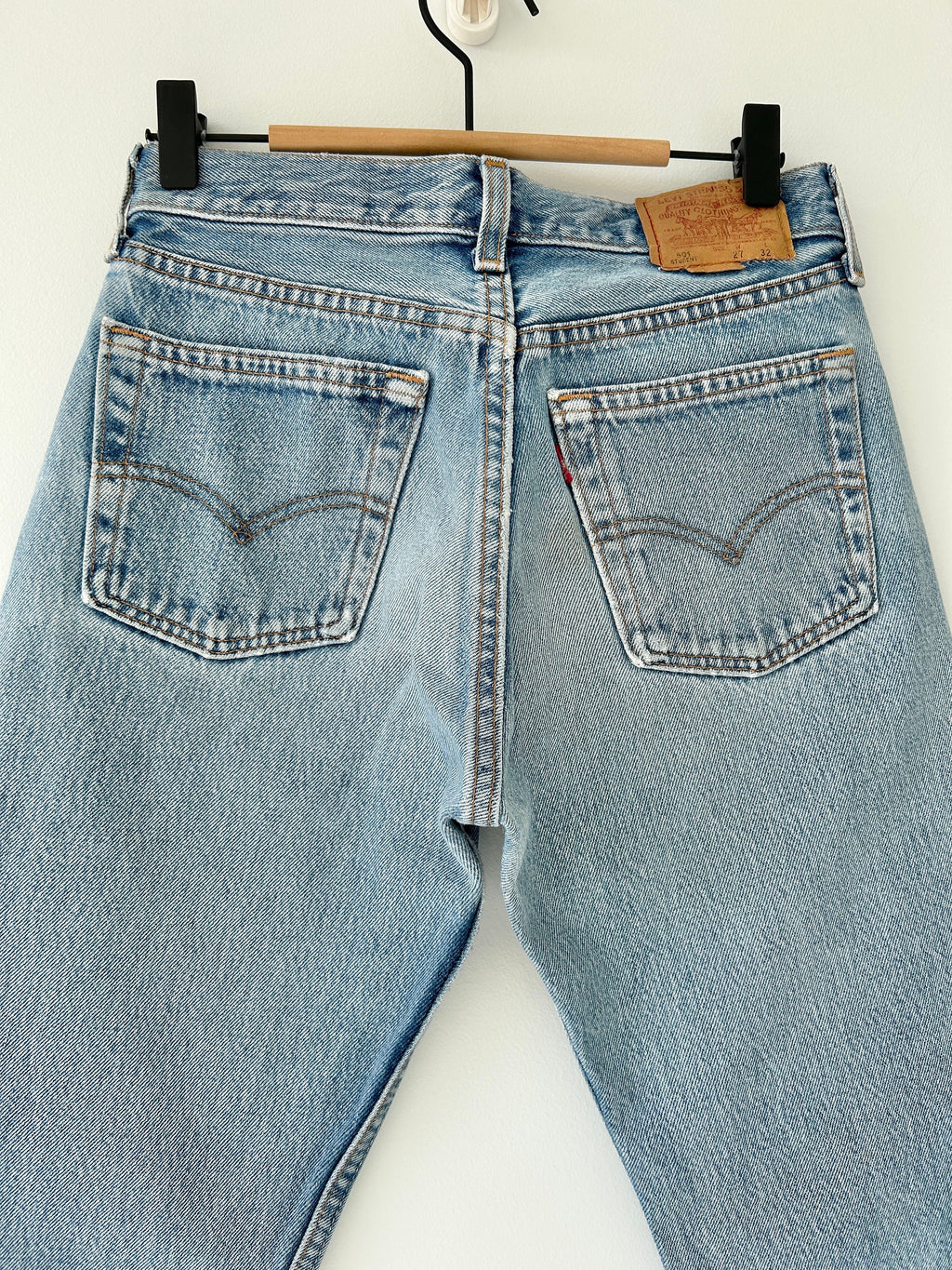 Levis 501 vintage w26 L24 Levi’s medium blue faded straight leg 90s 501 vintage Levi’s 501 made in USA
