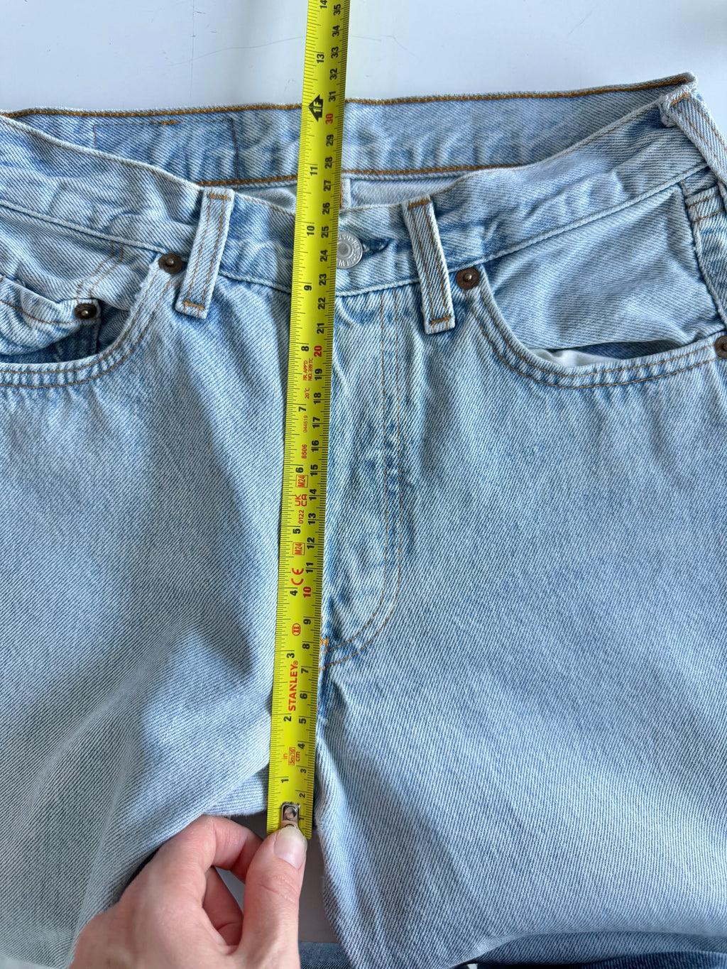 W25 L27 vintage Levis 501 light blue faded 24/25” measured waist 90s levis 501s