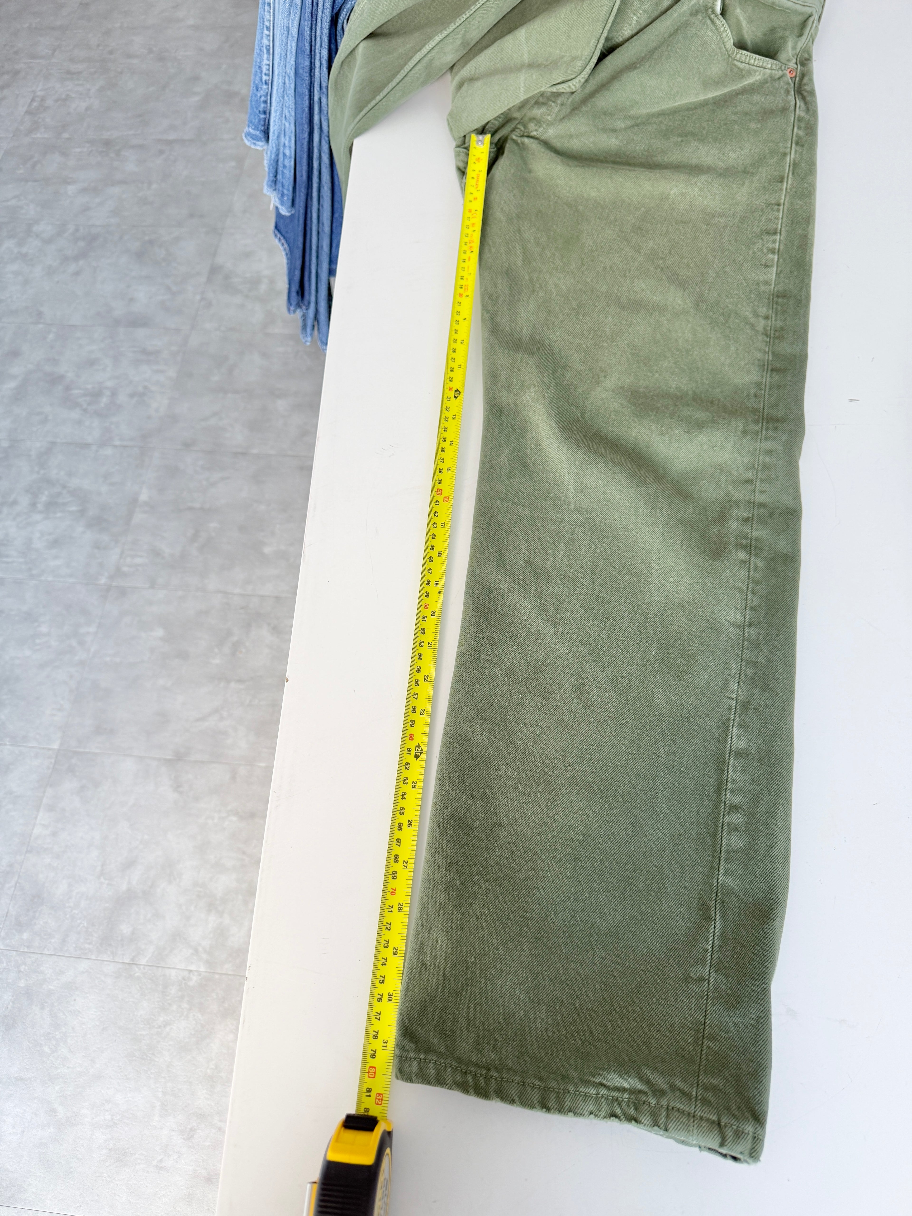 W35 L31 vintage Levis 501 34-35” measured dark green denim 90s USA 501s