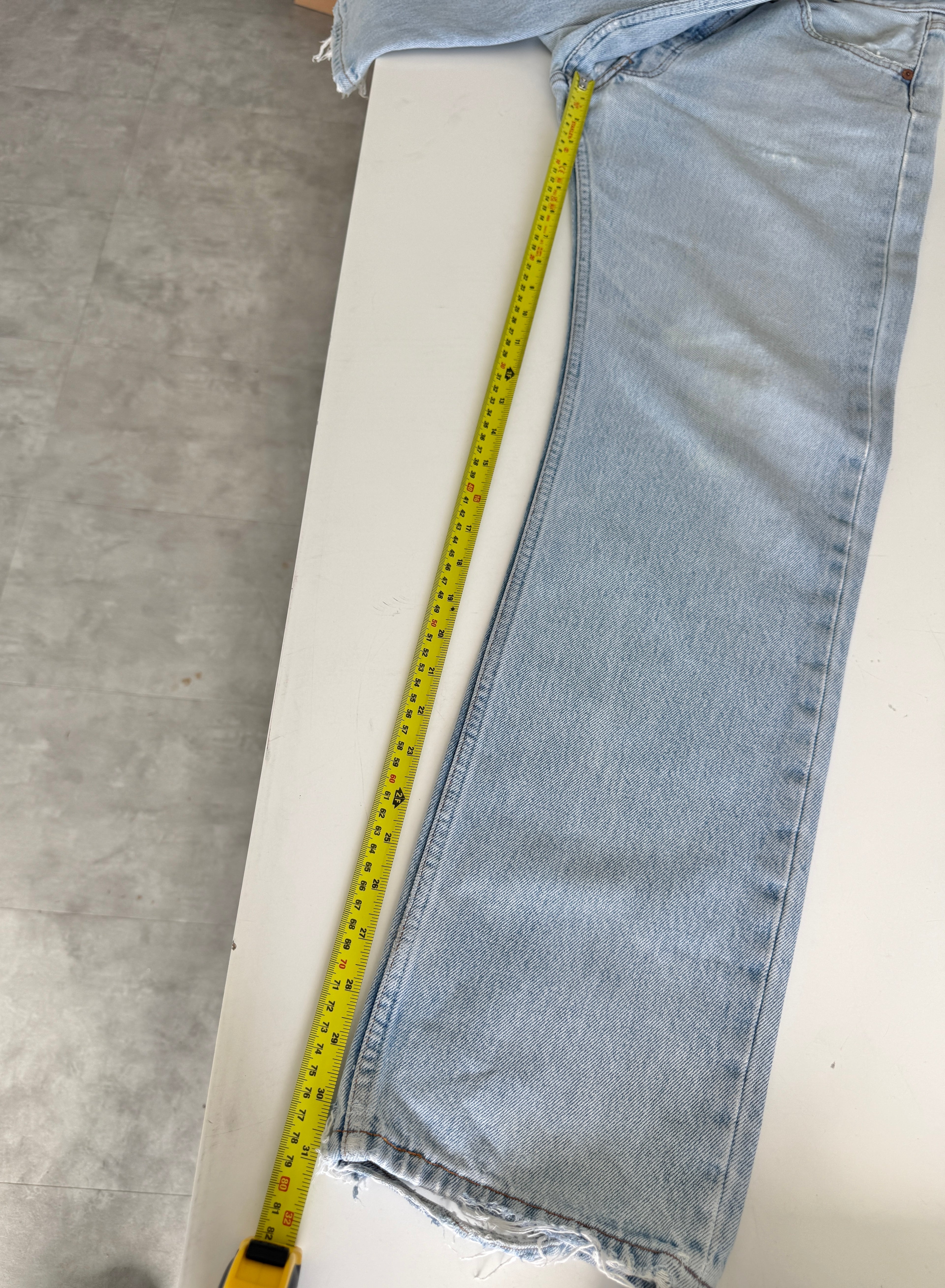 W30 L31 vintage Levis 501 29/30” light blue Levi’s 501s destroyed but beautiful denim