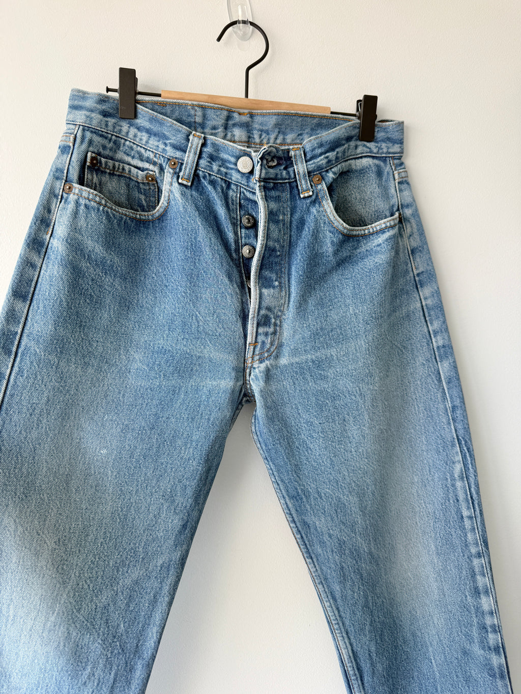W30 L30 vintage Levis 501 dark faded blue 29/30” measured waist 501s 90s USA