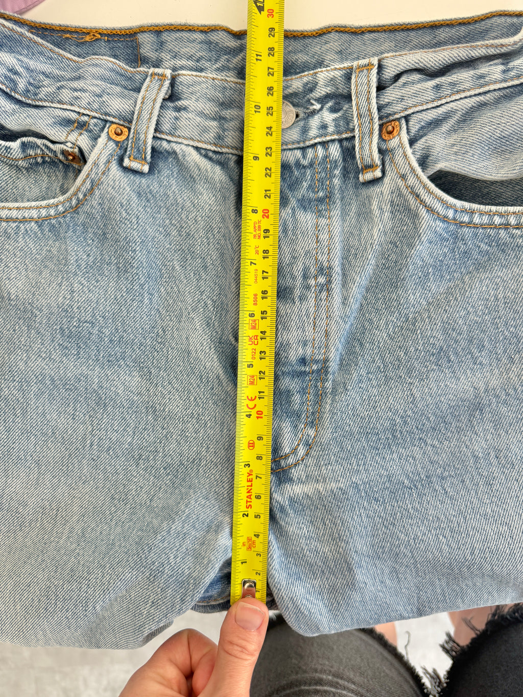 W27 vintage Levis 501 shorts 26/27” light blue Levi’s 501s 90s