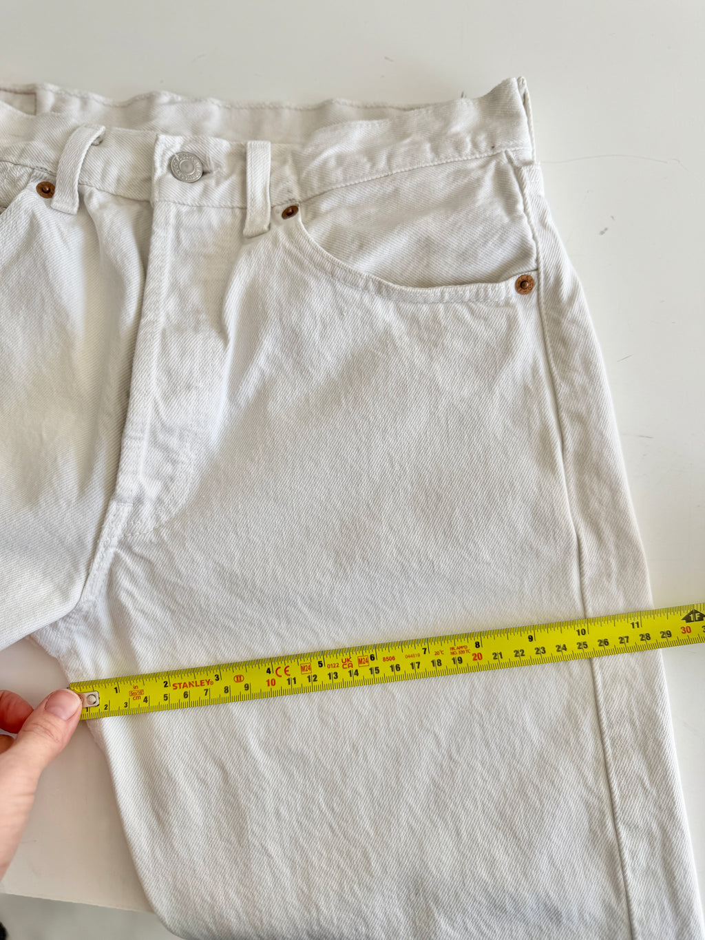 W29 L27 vintage Levis 501 28-29” measured unique white denim 90’s 501s